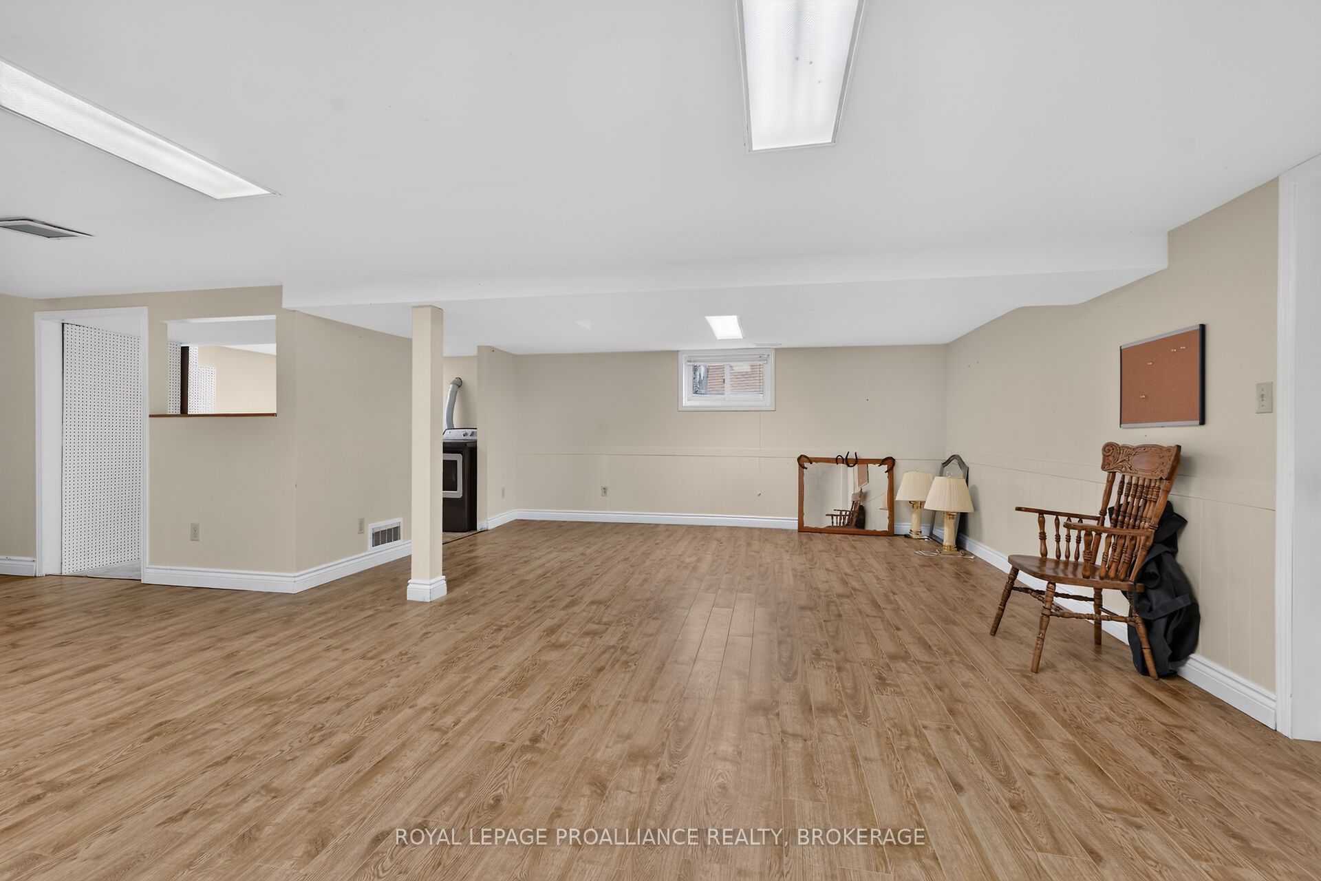 383 Bernice Drive Property Photo 31