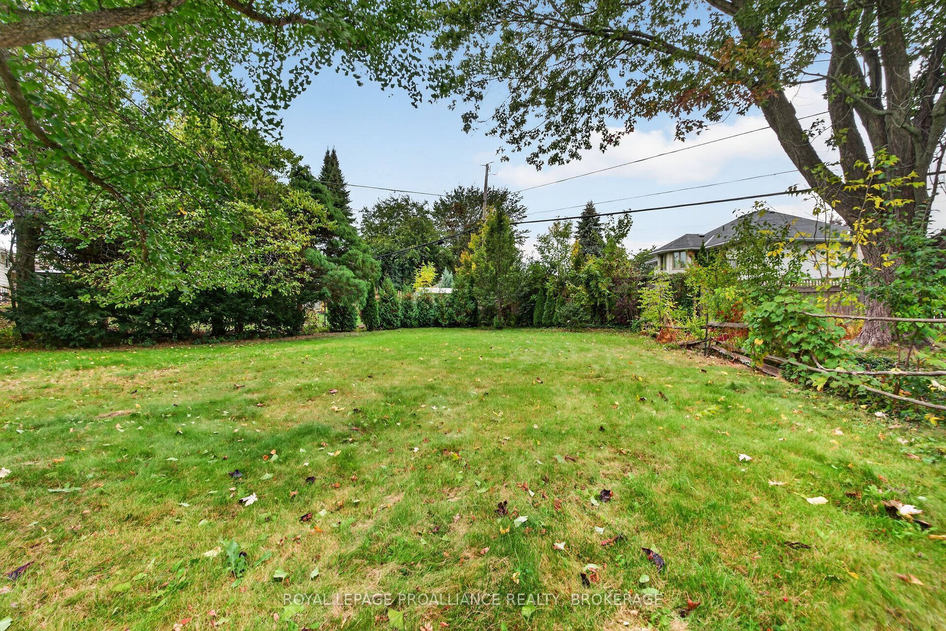 383 Bernice Drive Property Photo 41