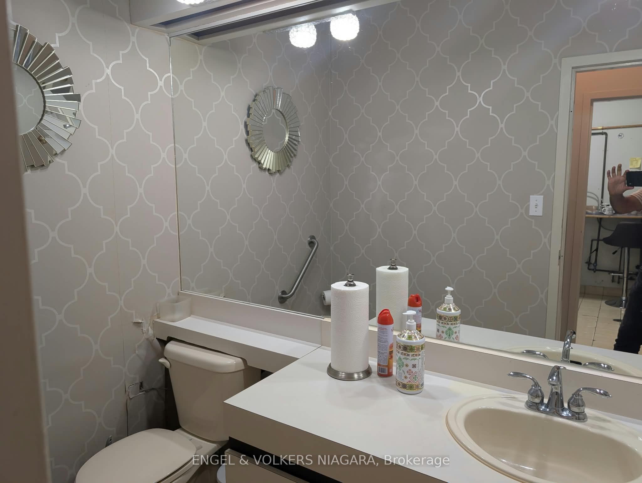 3477 Portage Road Unit C Property Photo 8