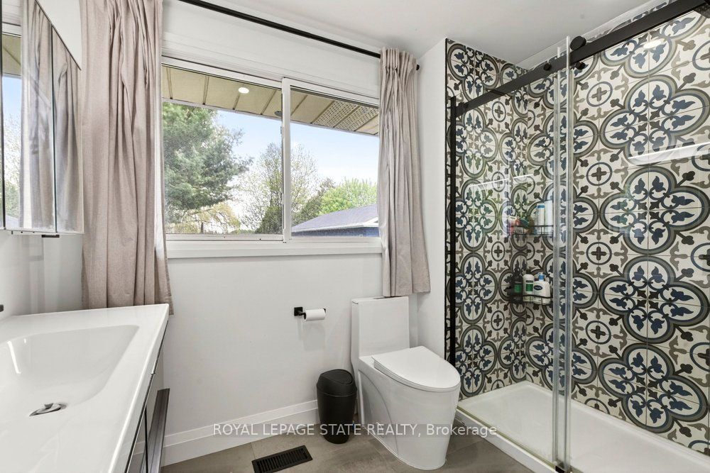 183 Sunnyridge Road Property Photo 21