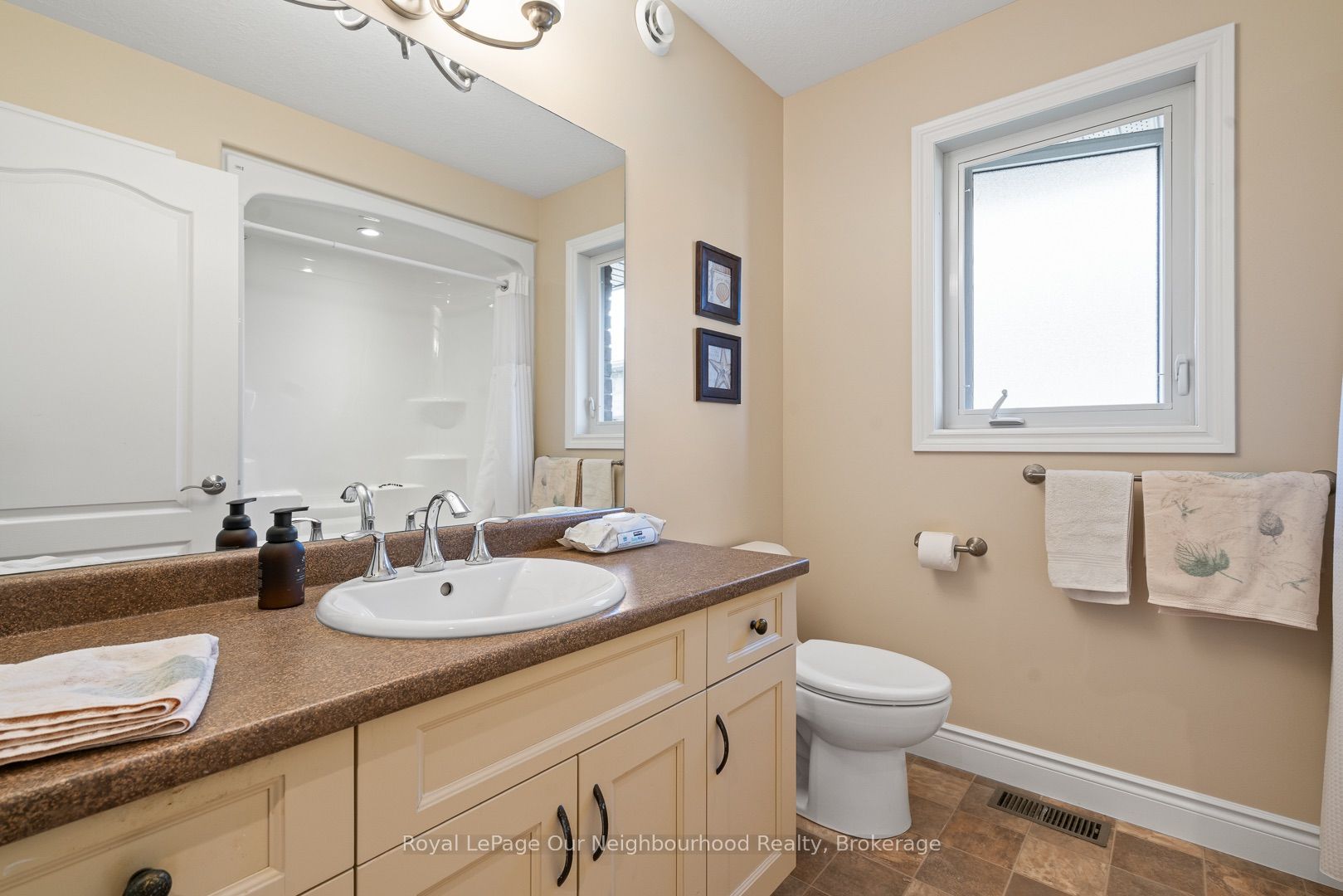106 12th Avenue A Property Photo 22