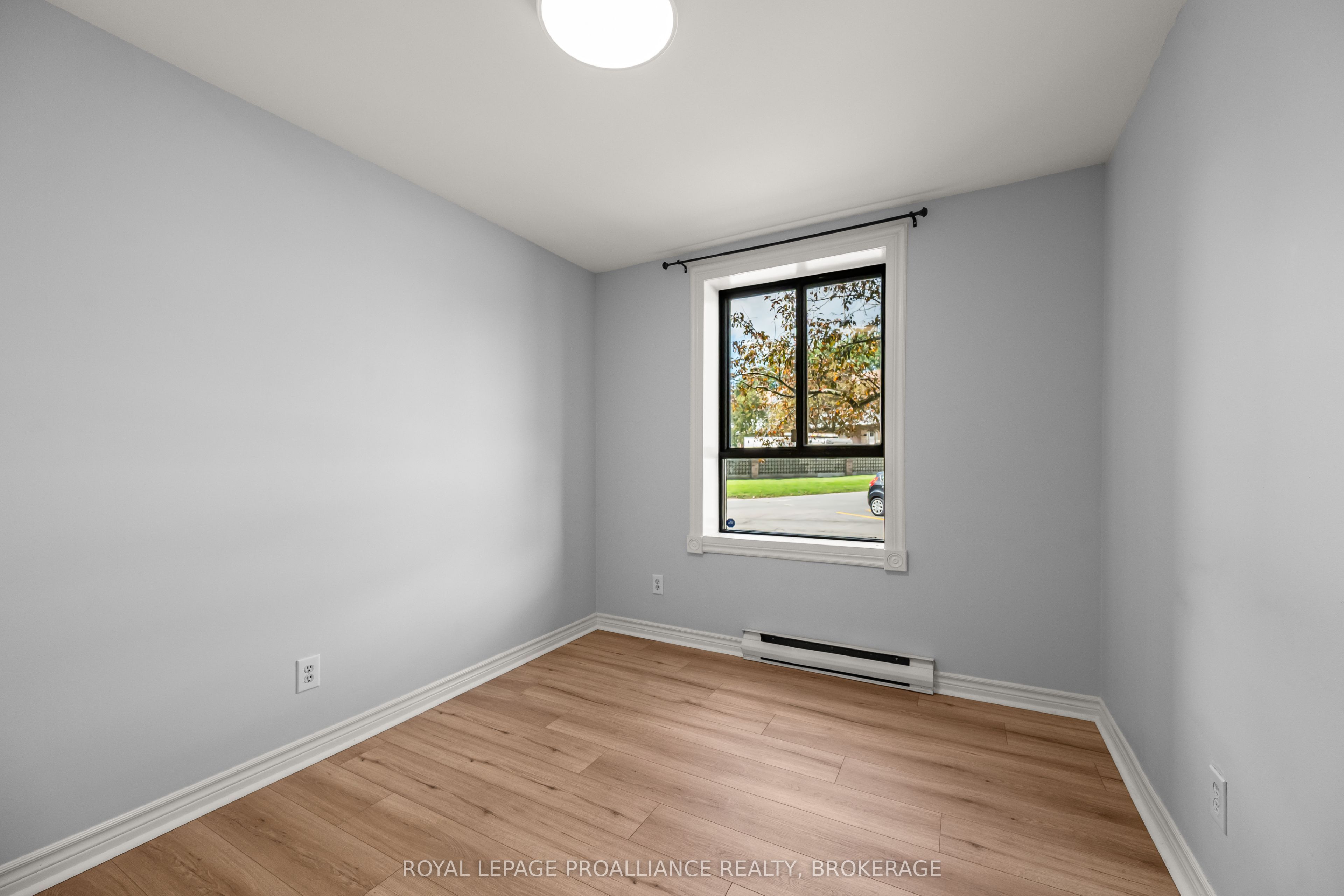 17 Eldon Hall Place 112 Property Photo 14