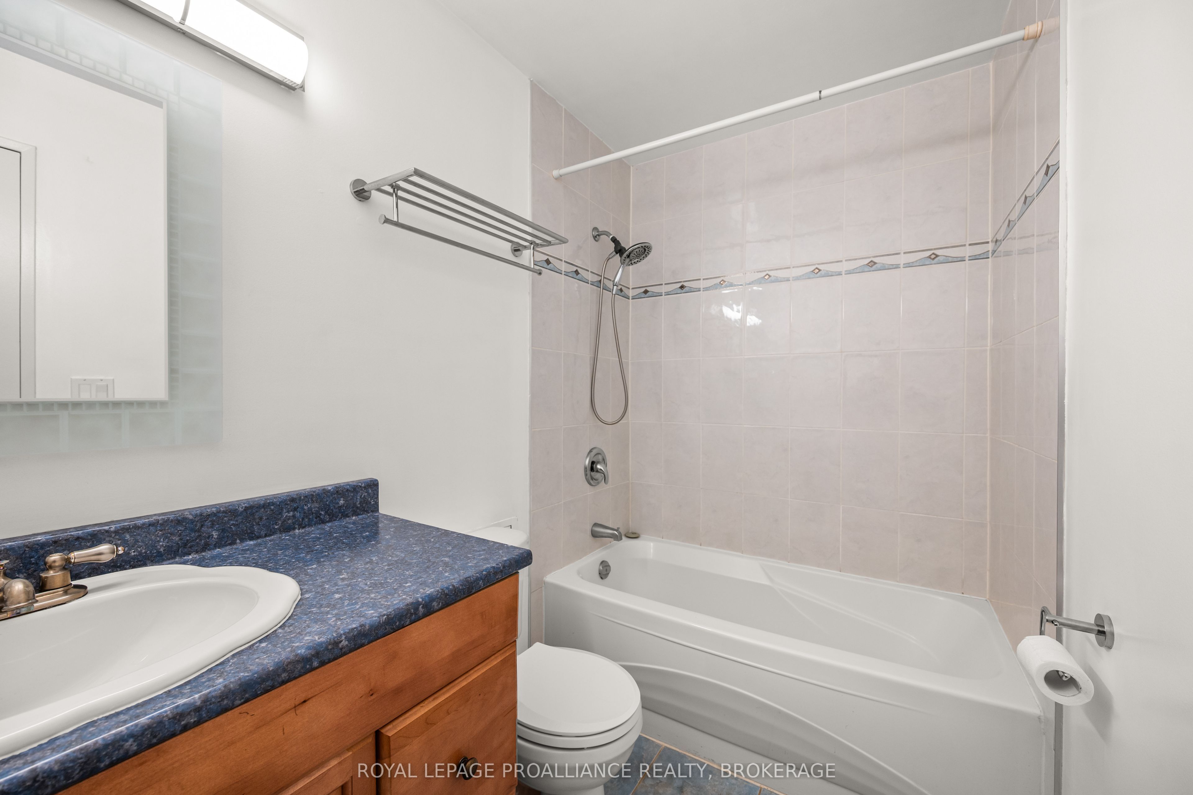 17 Eldon Hall Place 112 Property Photo 21
