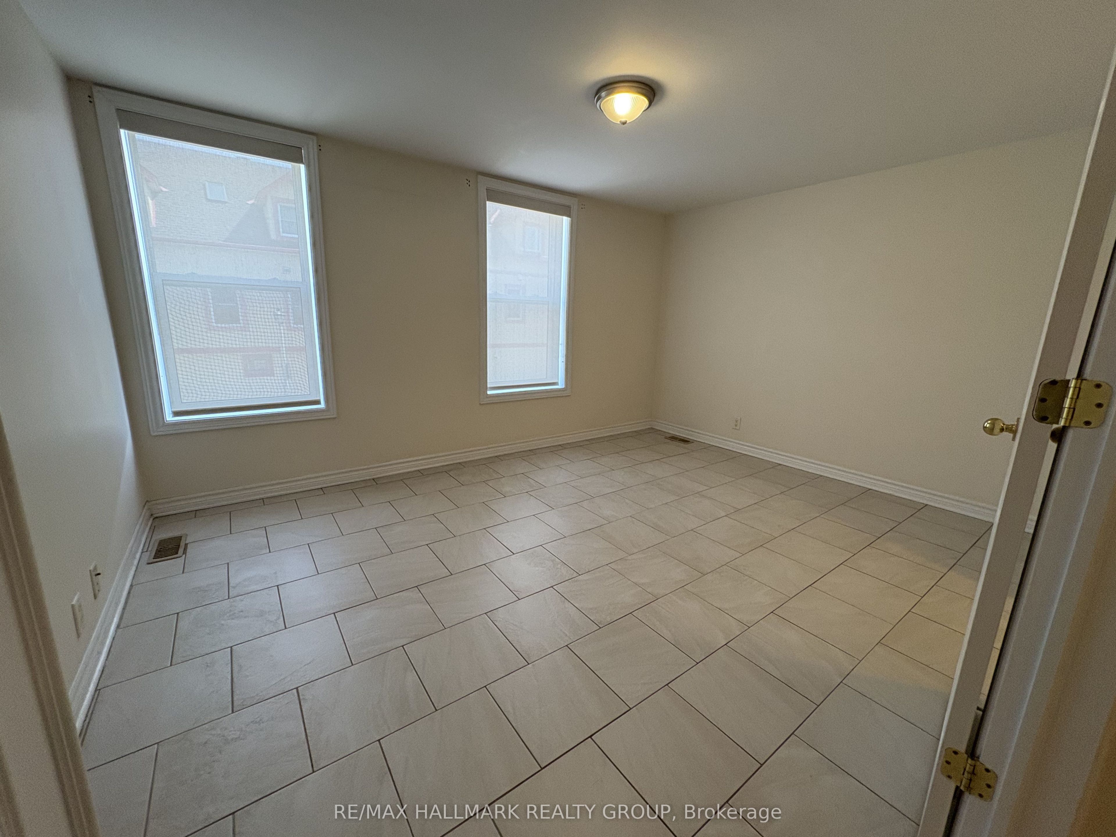 230 Cumberland Street Property Photo 7