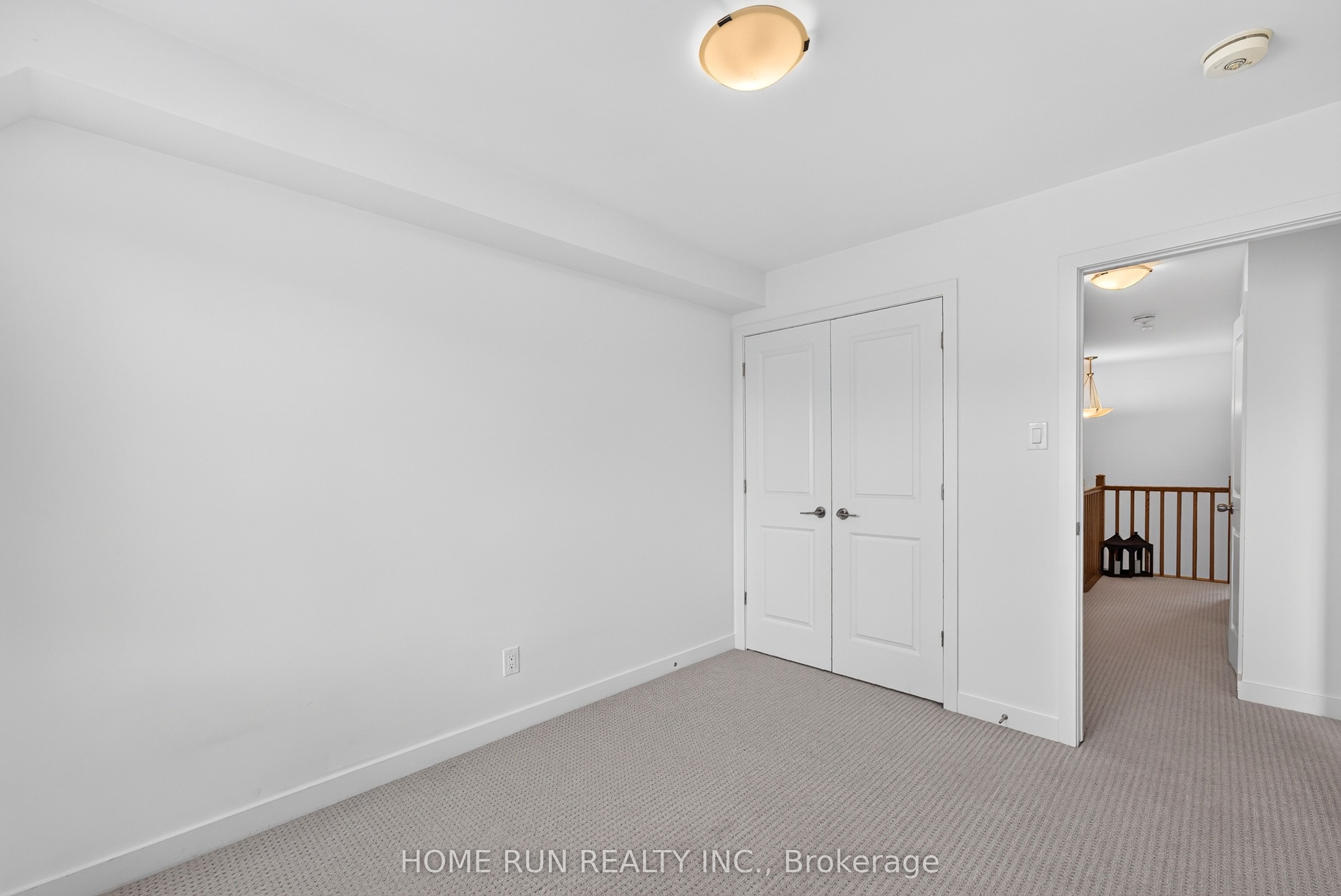 216 Trumpeter Grove Property Photo 23