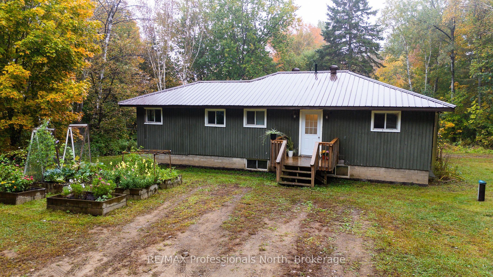 1010 Mahaffy Court Property Photo 1