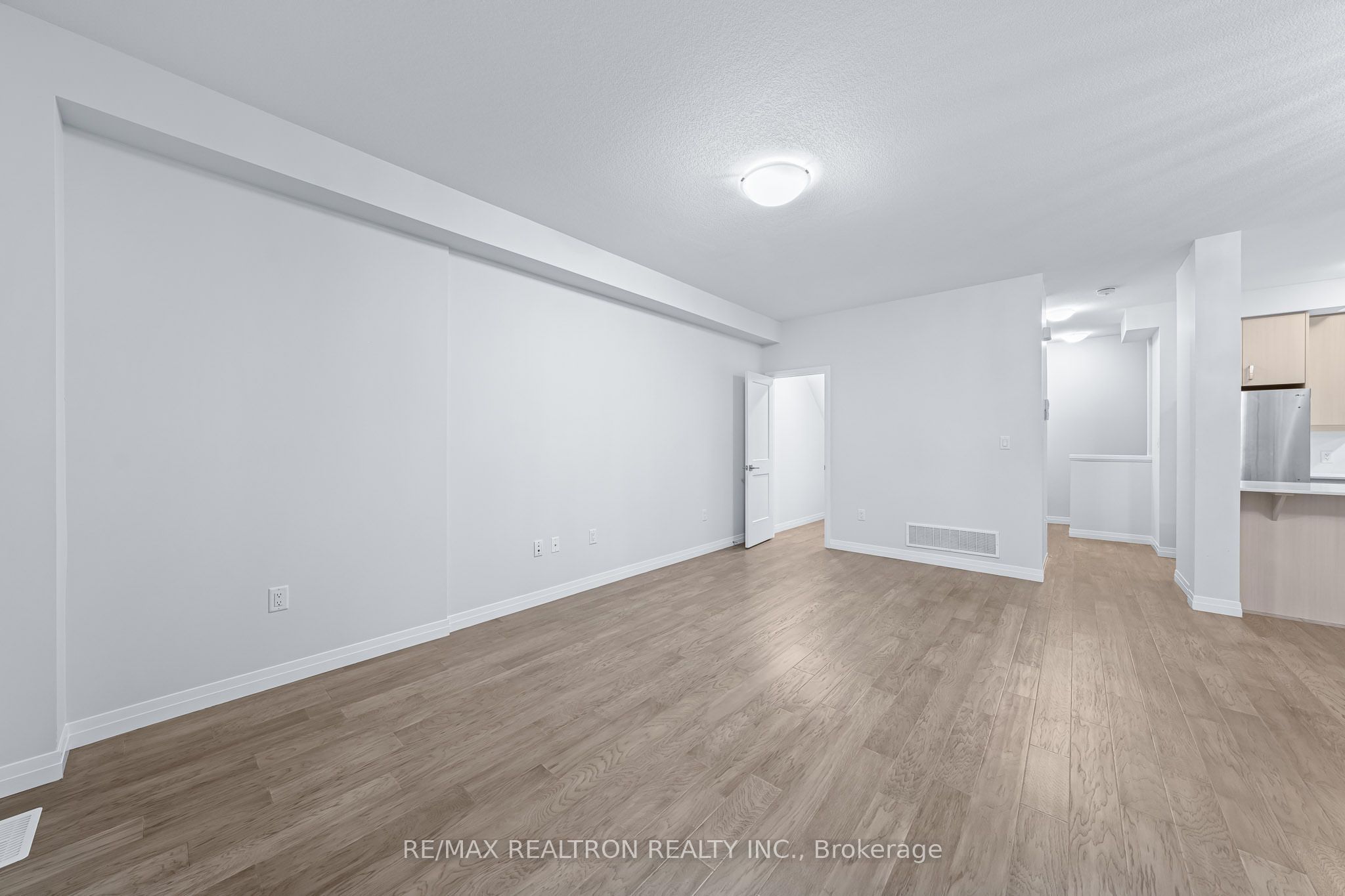 30 Times Square Boulevard 99 Property Photo 22