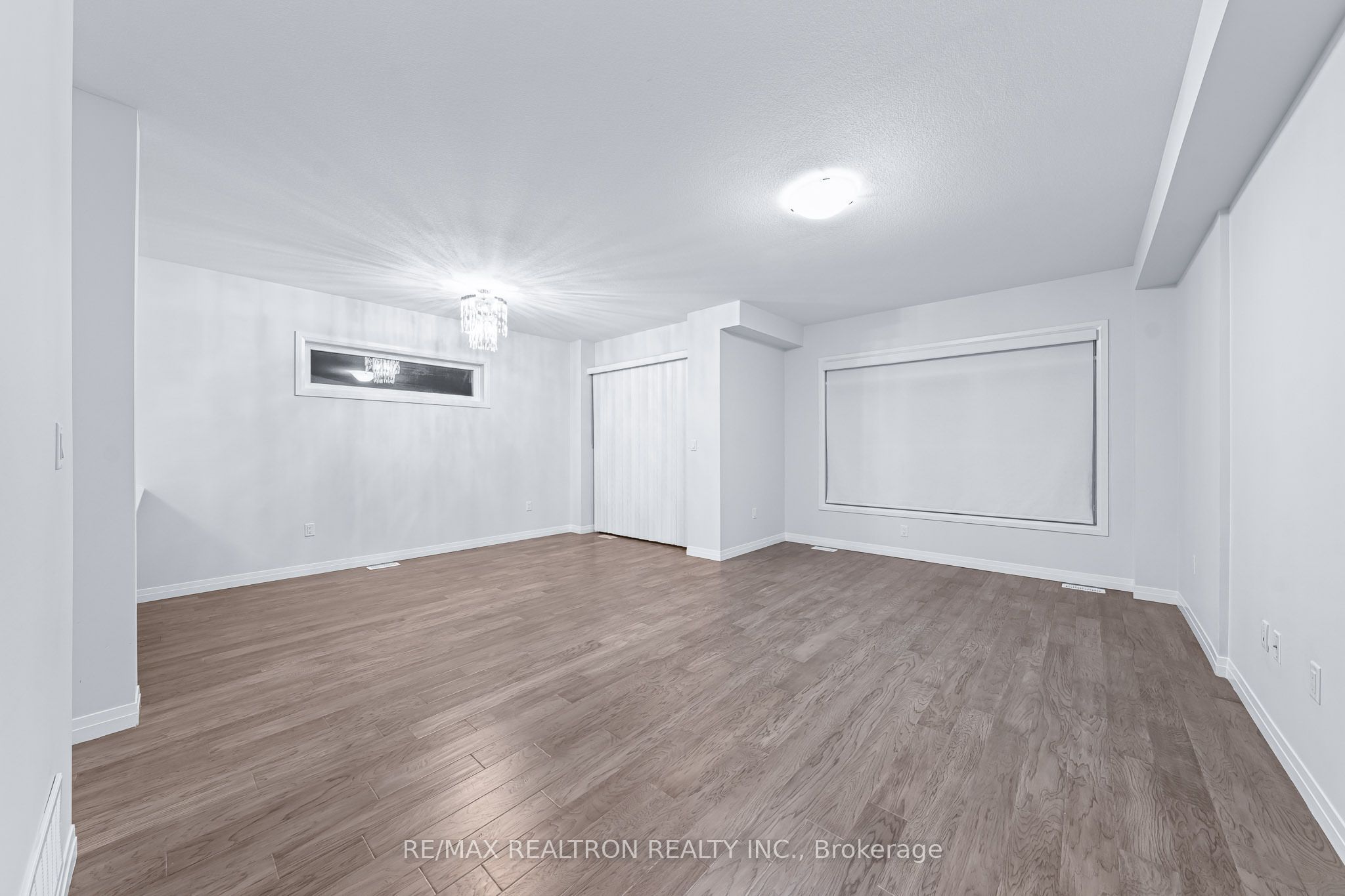 30 Times Square Boulevard 99 Property Photo 25