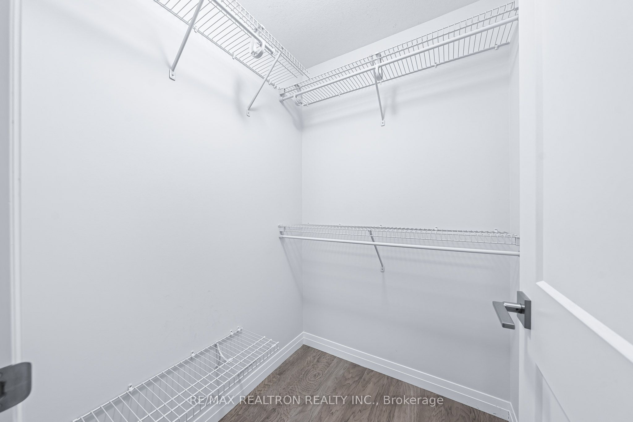 30 Times Square Boulevard 99 Property Photo 36