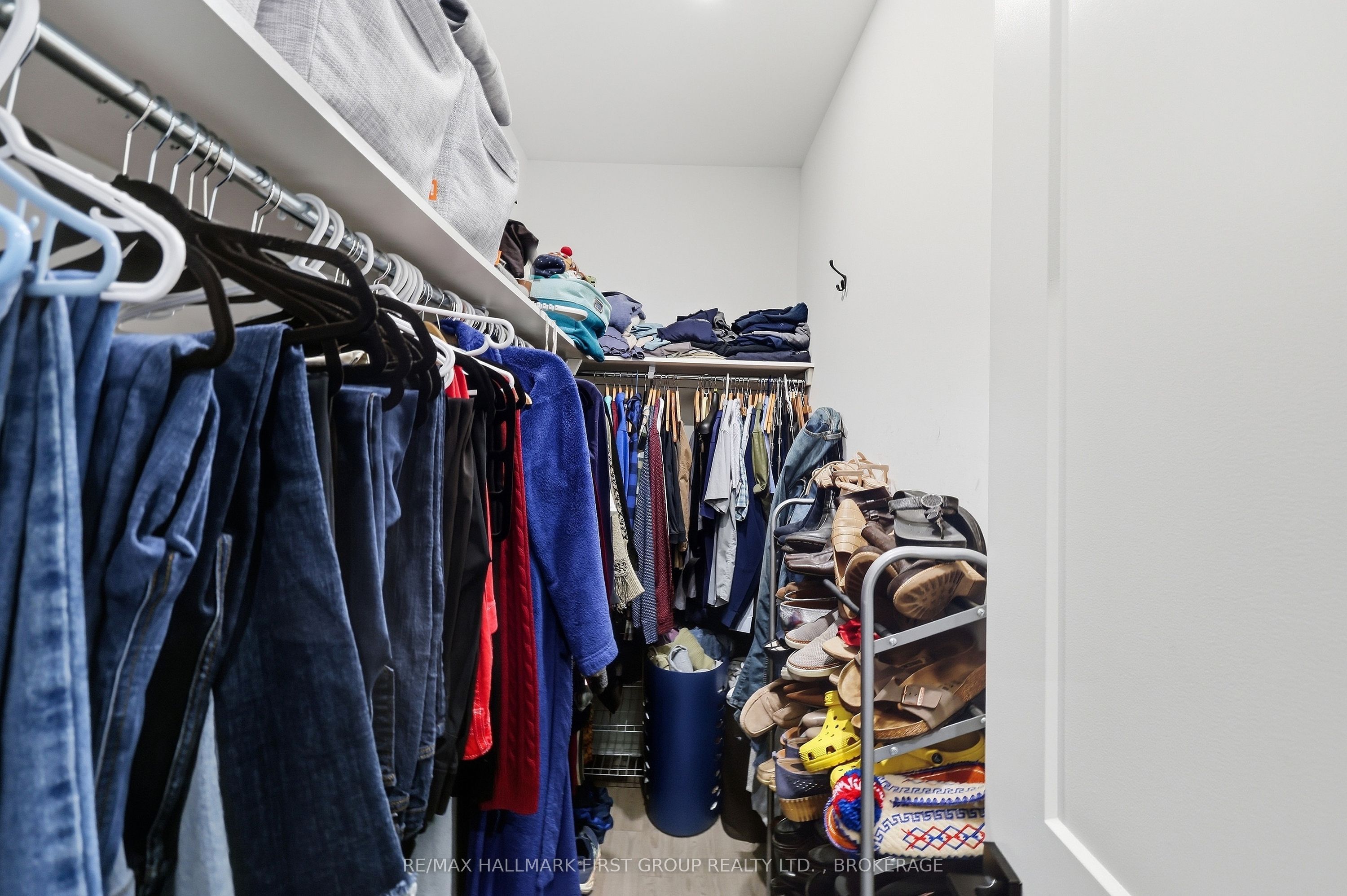 6909 Battersea Road Property Photo 22