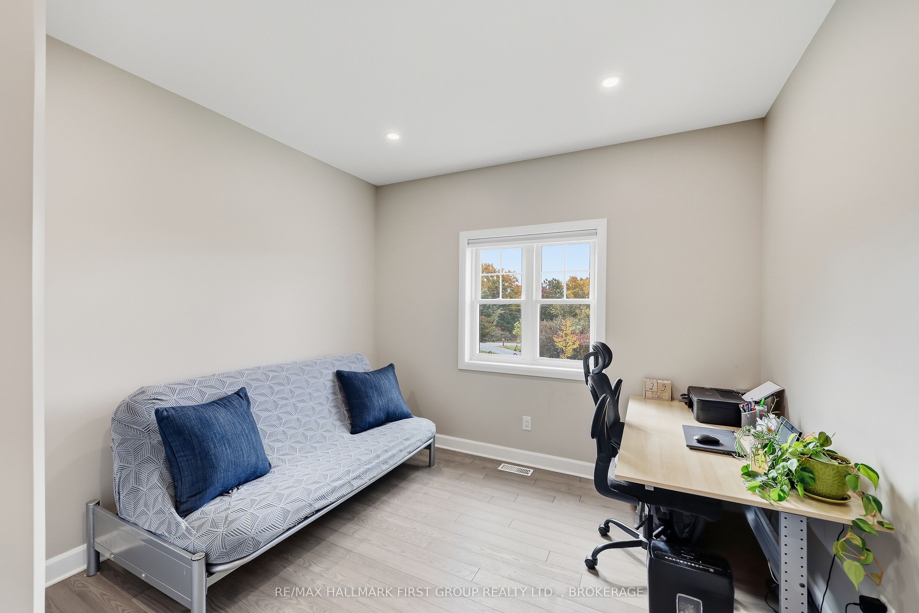 6909 Battersea Road Property Photo 27