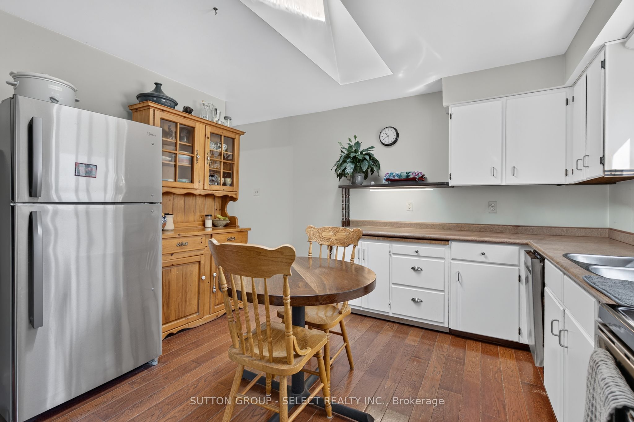 280 Charlotte Street Property Photo 15