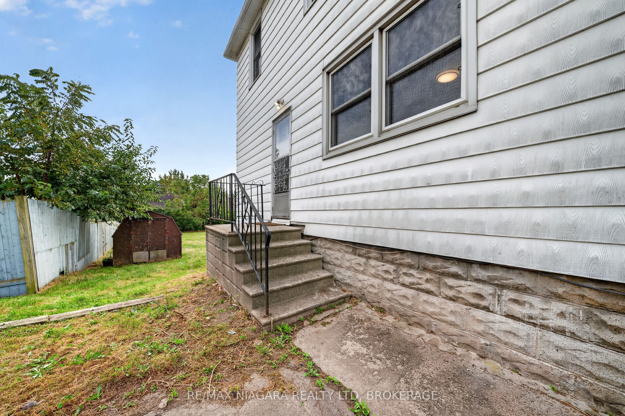 6520 Barker Street Property Photo 22