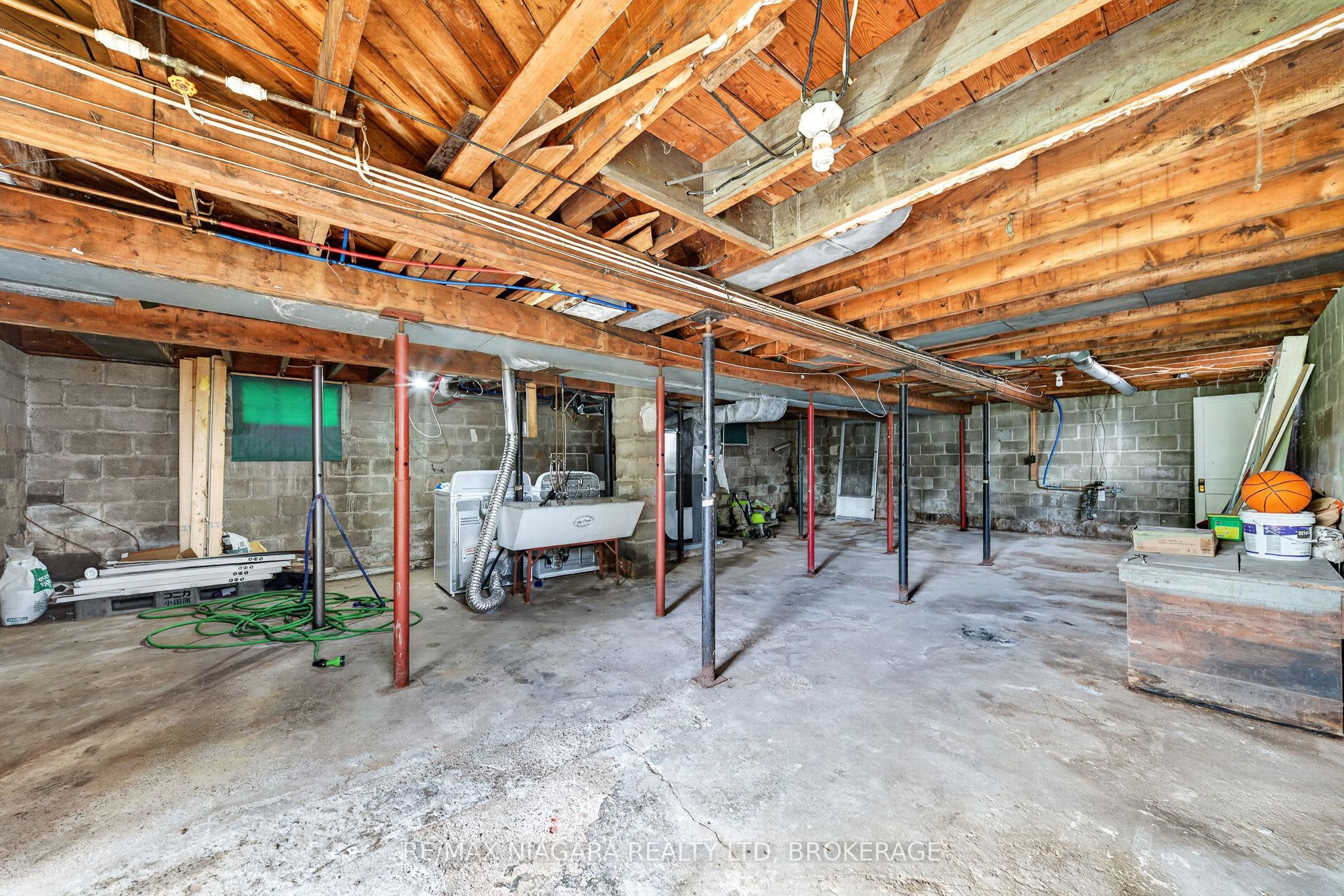 6520 Barker Street Property Photo 39