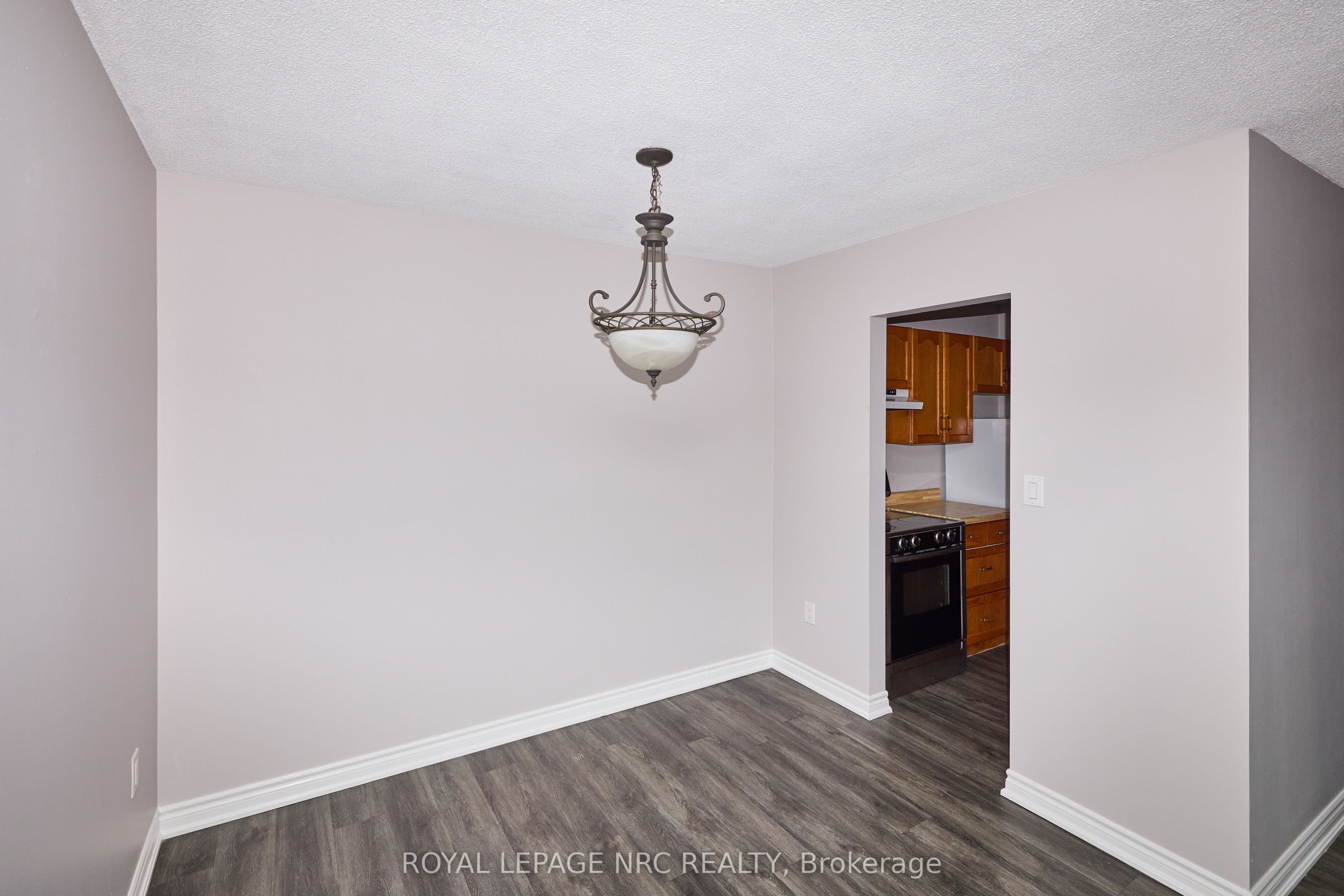 4839 Drummond Road 11 Property Photo 15