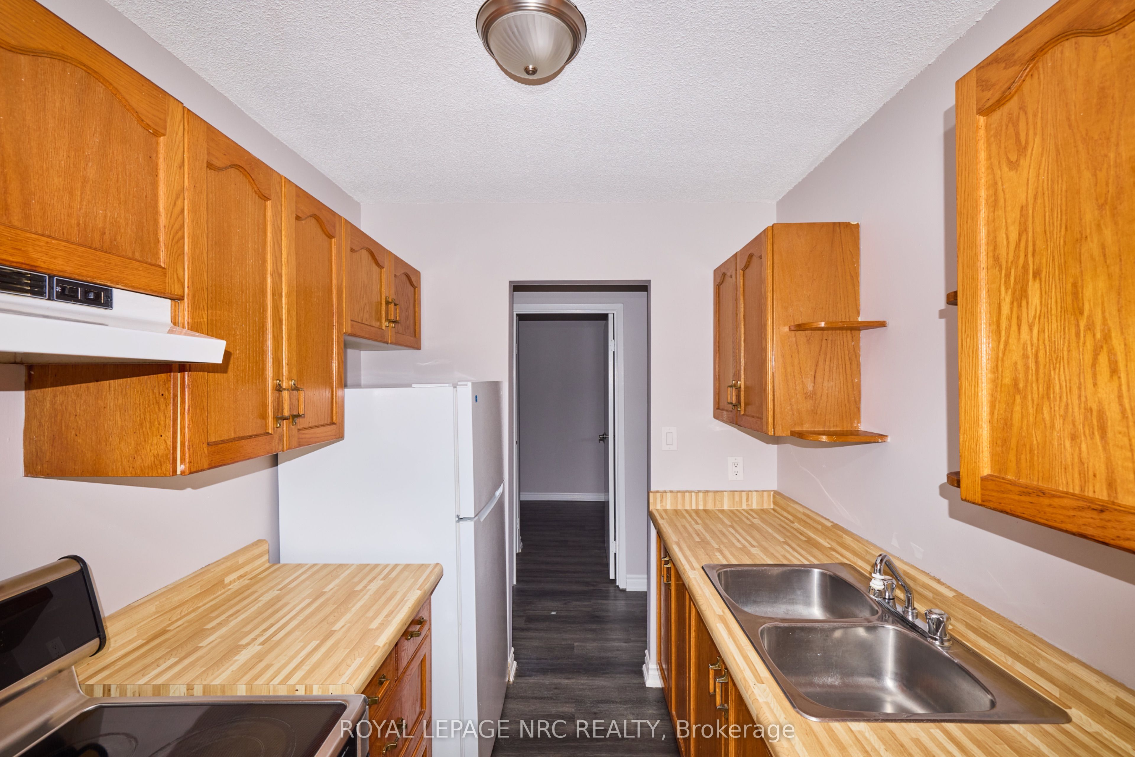 4839 Drummond Road 11 Property Photo 16