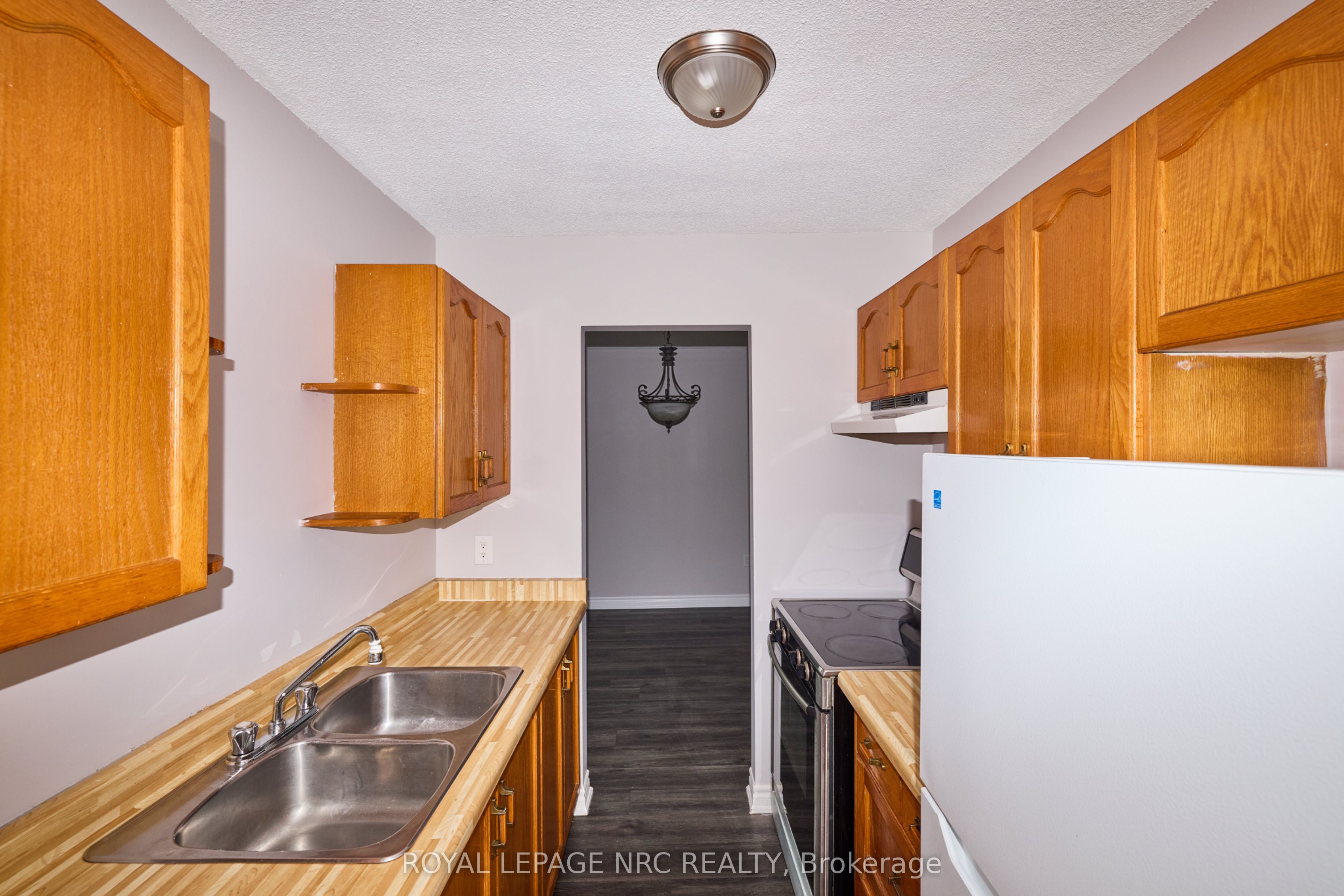 4839 Drummond Road 11 Property Photo 17