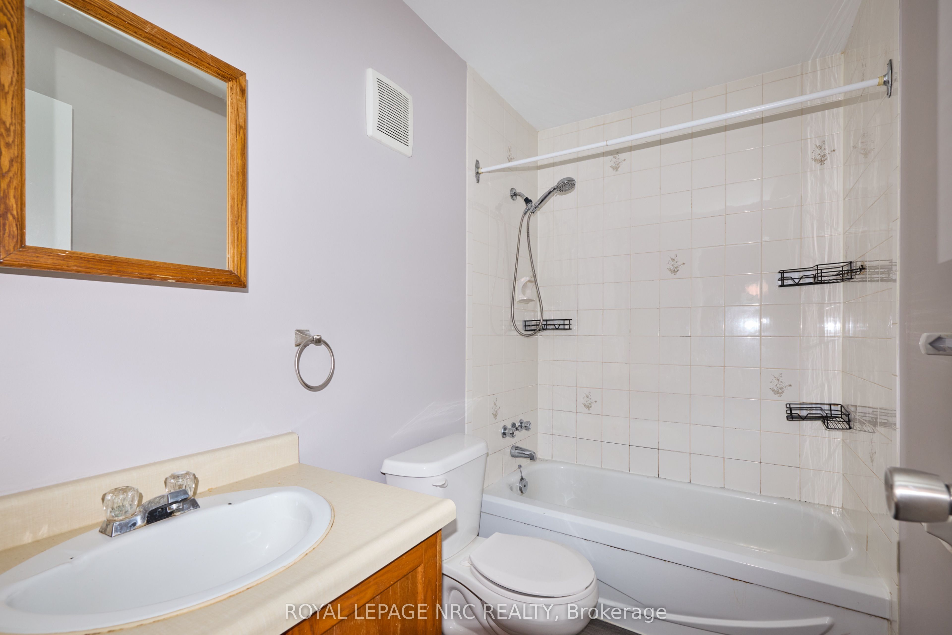 4839 Drummond Road 11 Property Photo 27
