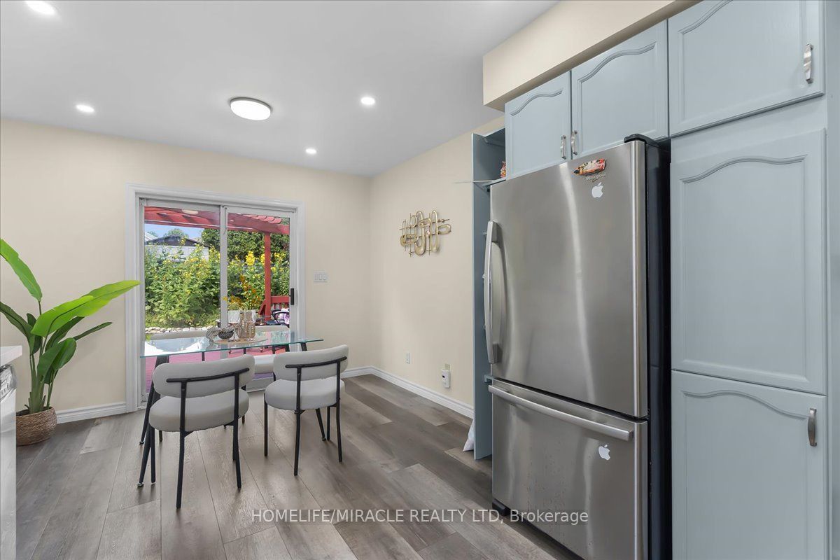 150 Bankside Drive Property Photo 14
