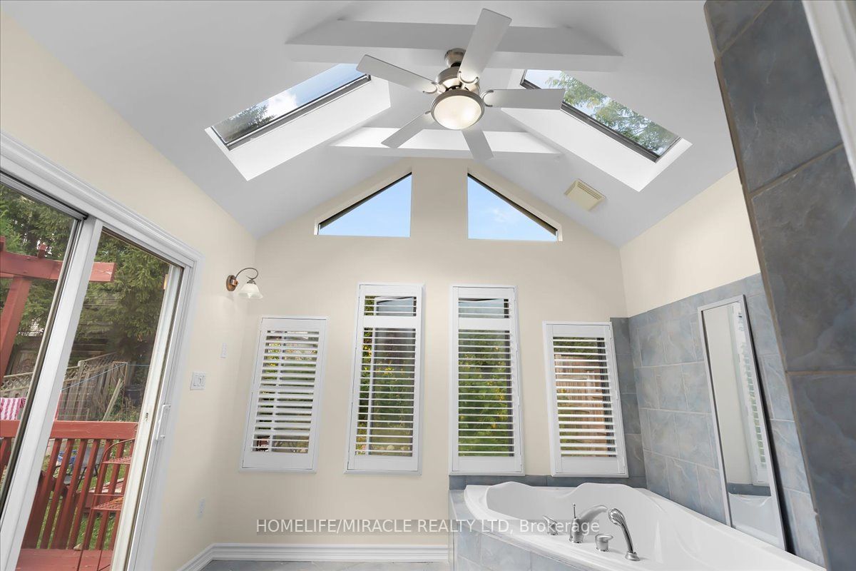 150 Bankside Drive Property Photo 21