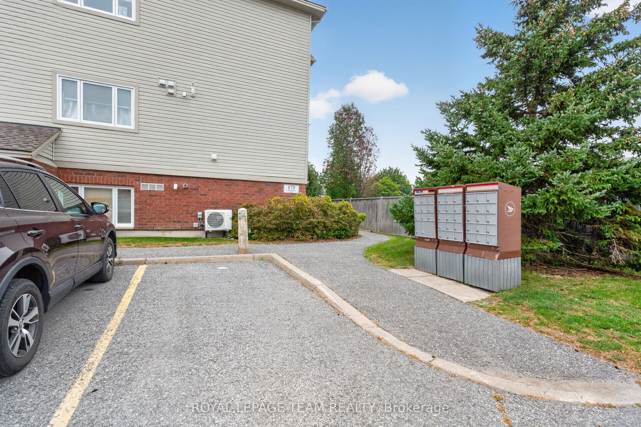 173-c Crestway Drive Property Photo 3