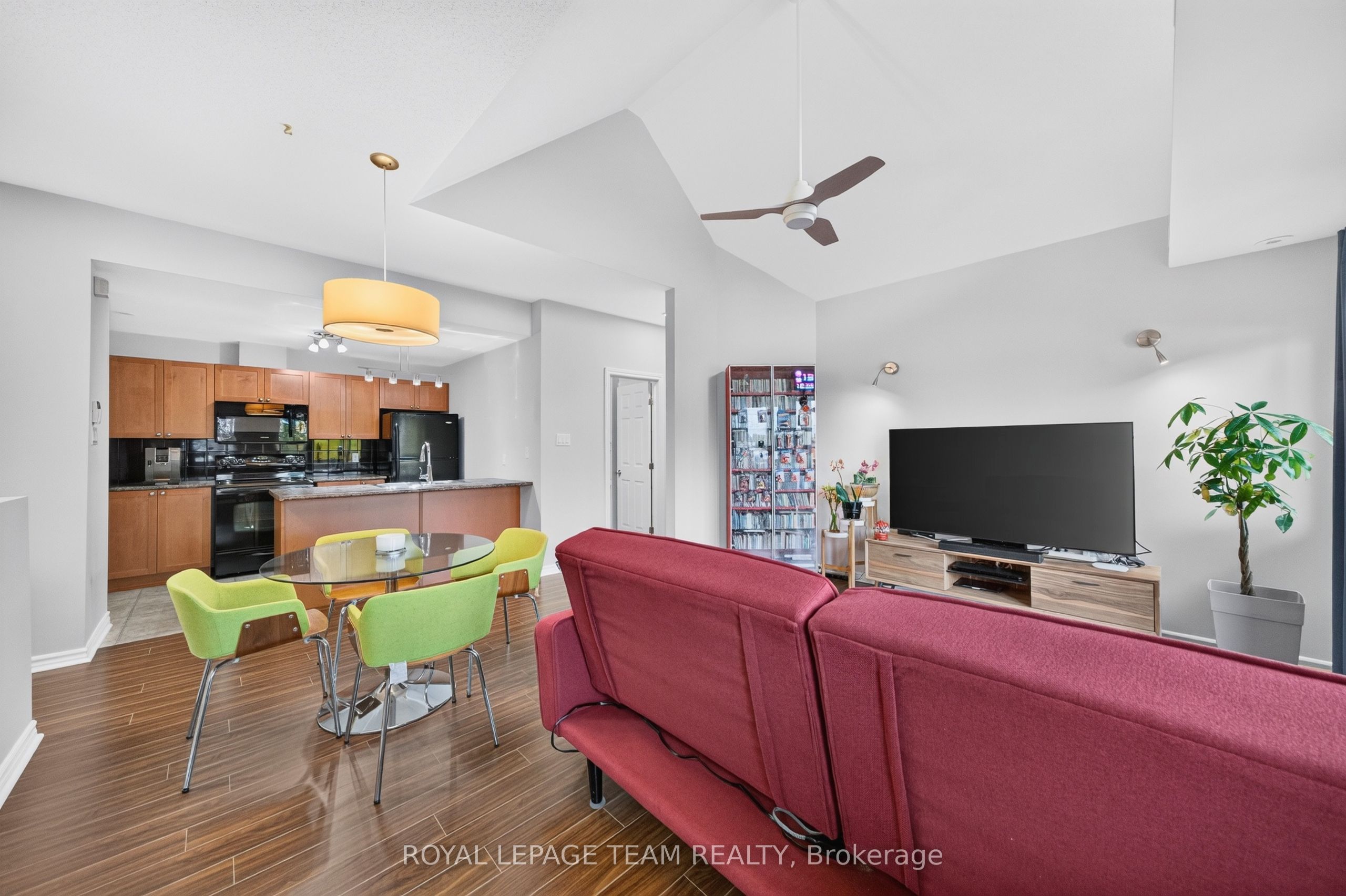 173-c Crestway Drive Property Photo 13