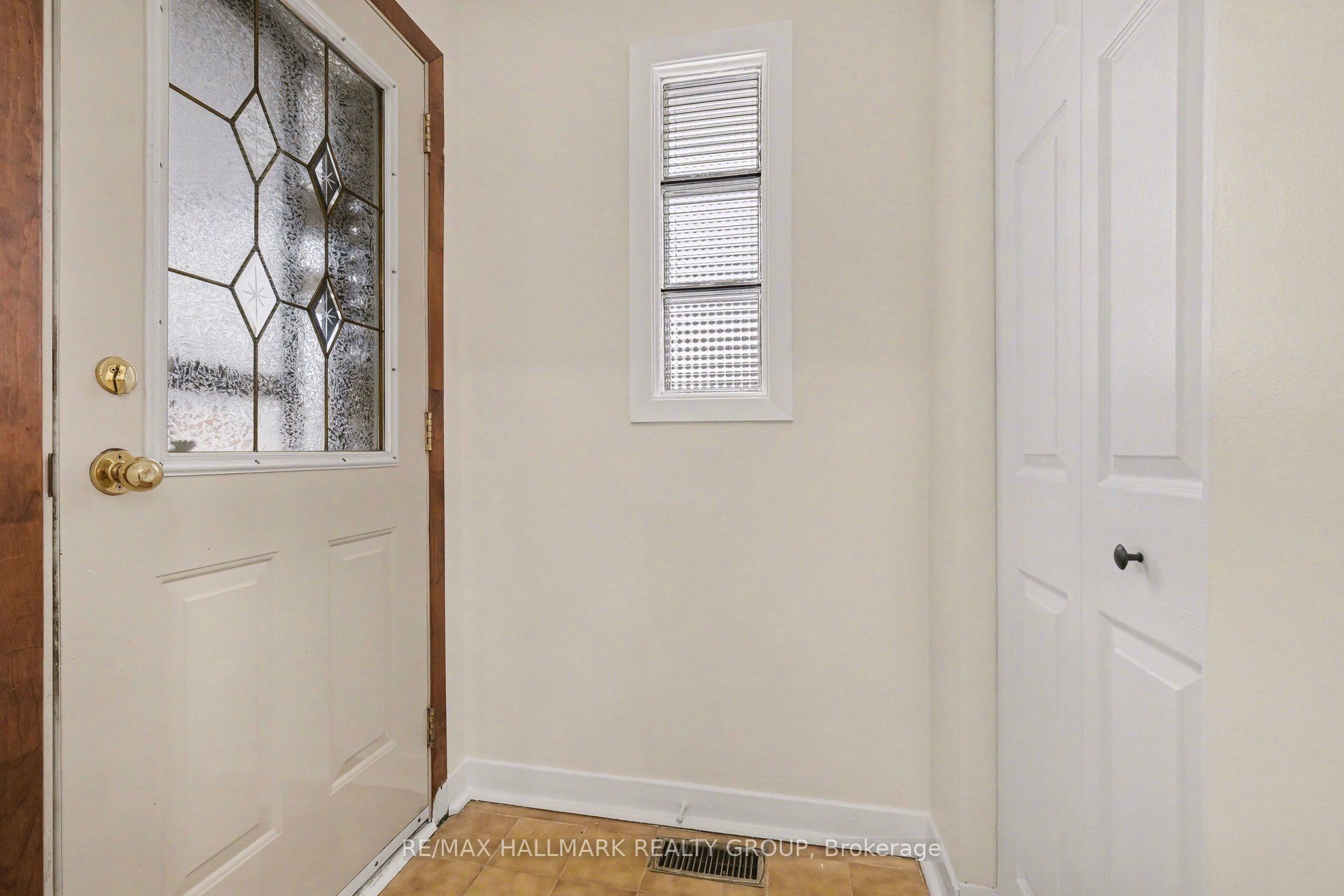 1299 Evans Boulevard Property Photo 5