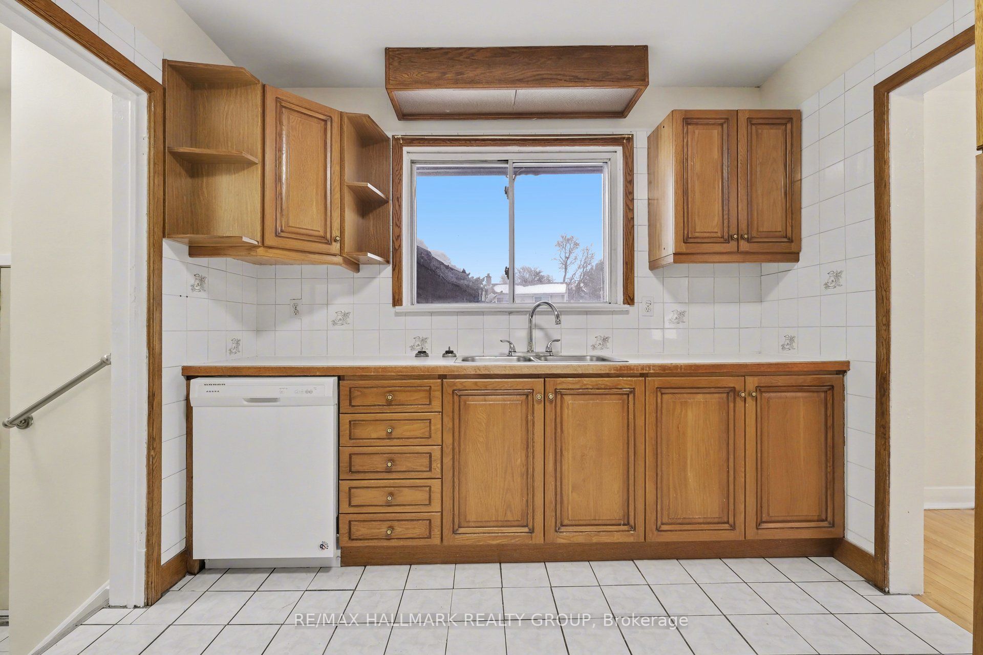 1299 Evans Boulevard Property Photo 15
