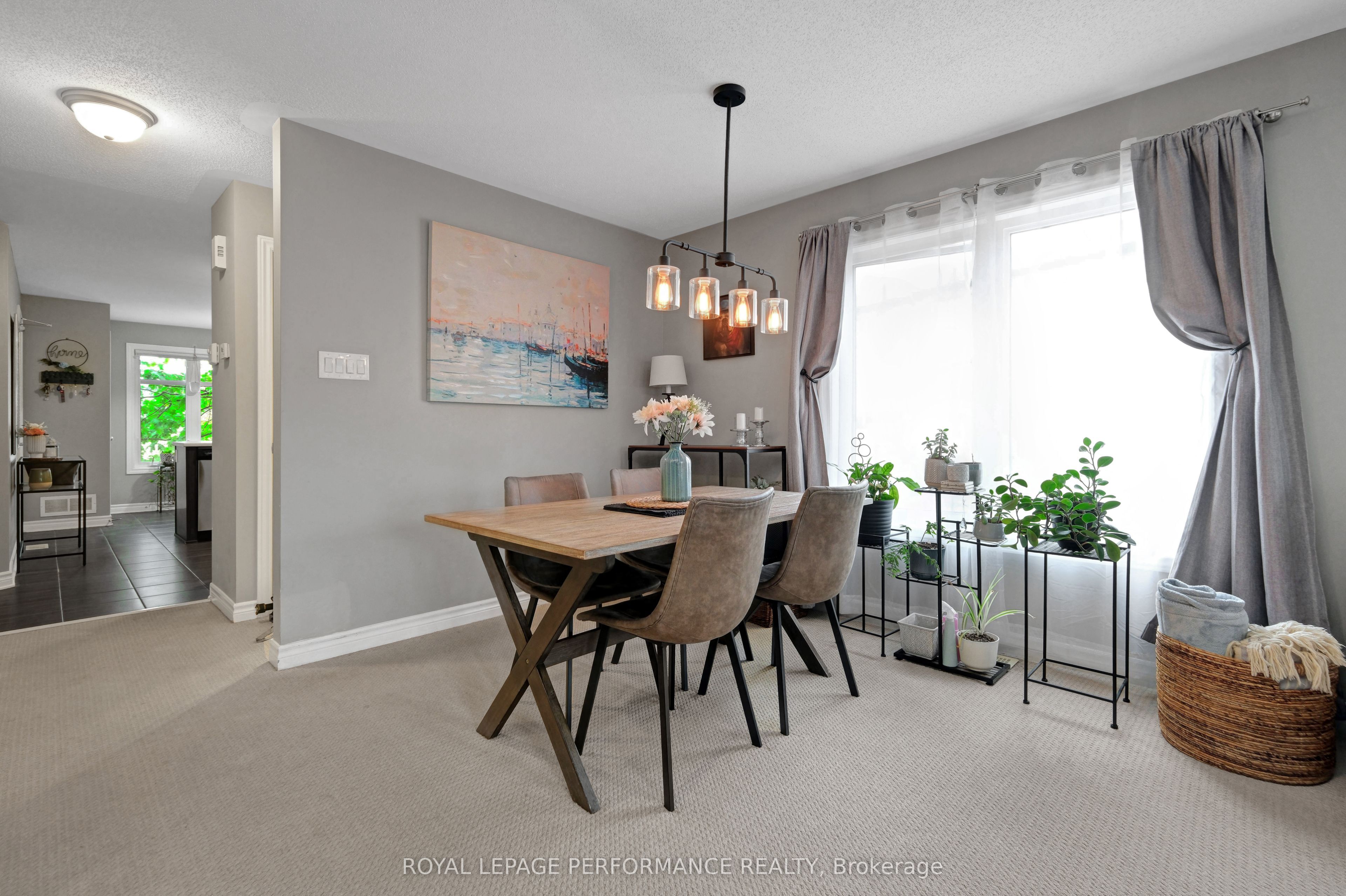 76 Argent Private Property Photo 6