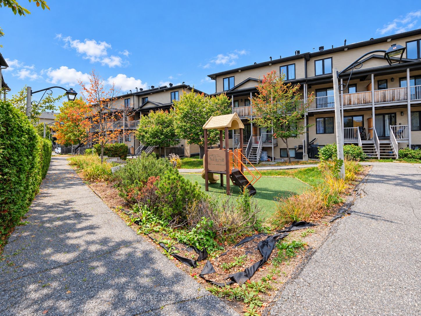 76 Argent Private Property Photo 19