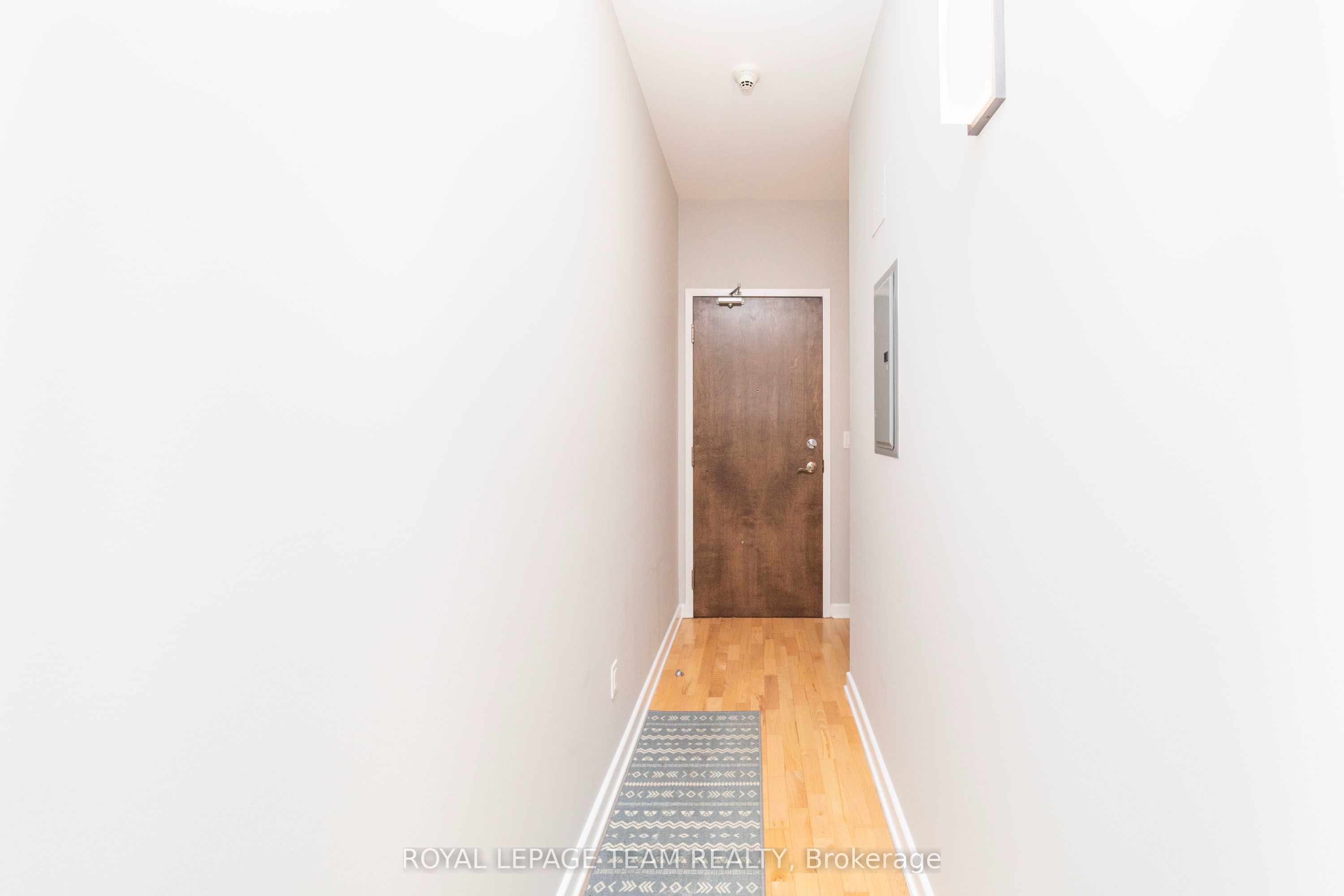 180 York Street 209 Property Photo 5