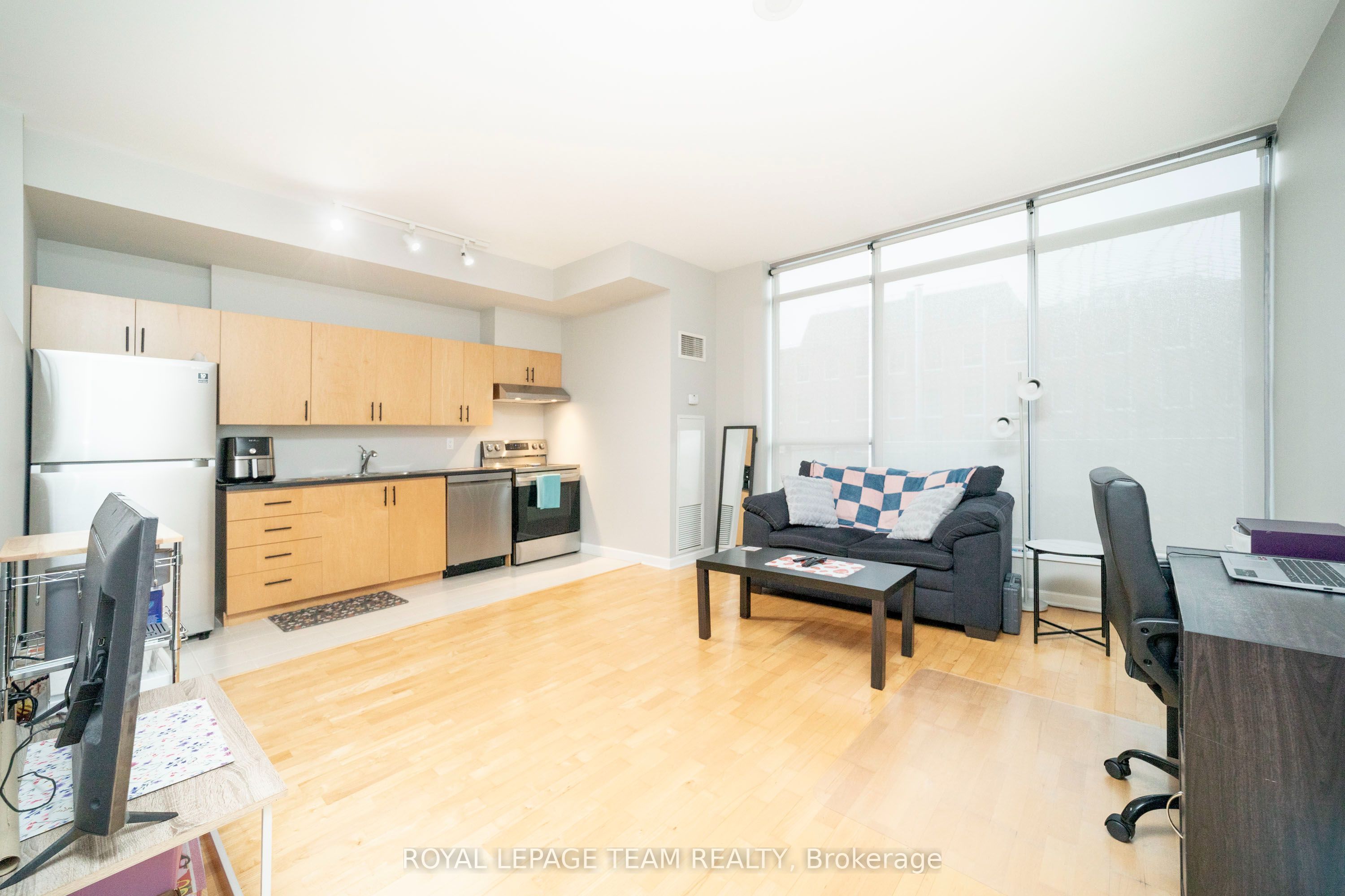 180 York Street 209 Property Photo 12