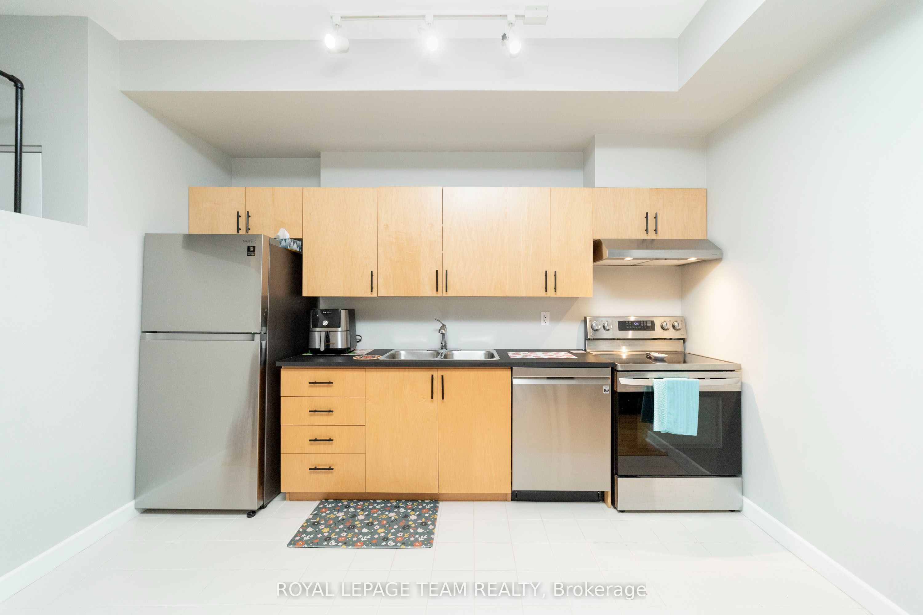 180 York Street 209 Property Photo 15