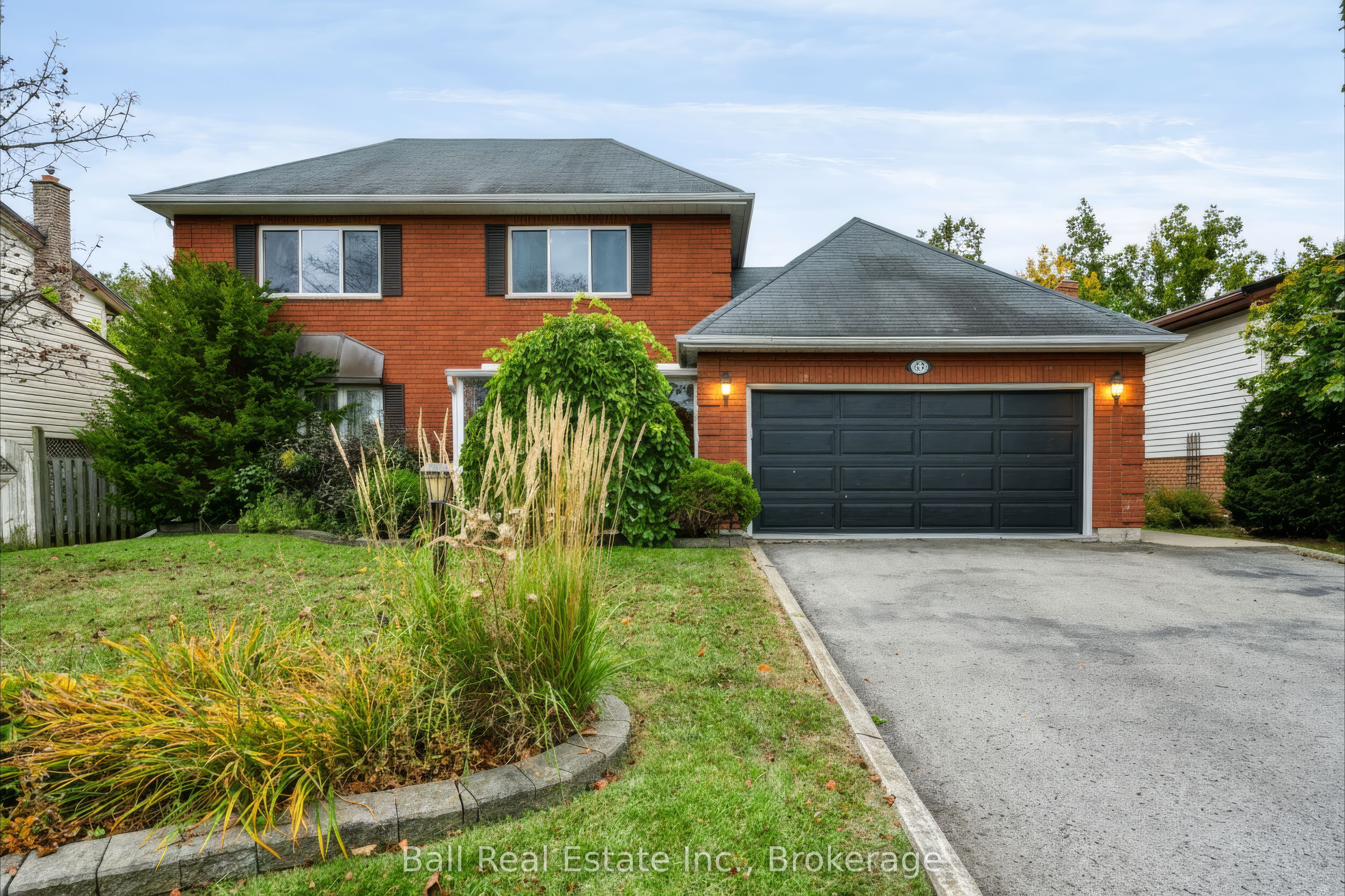 793 Hewitt Drive Property Photo 1