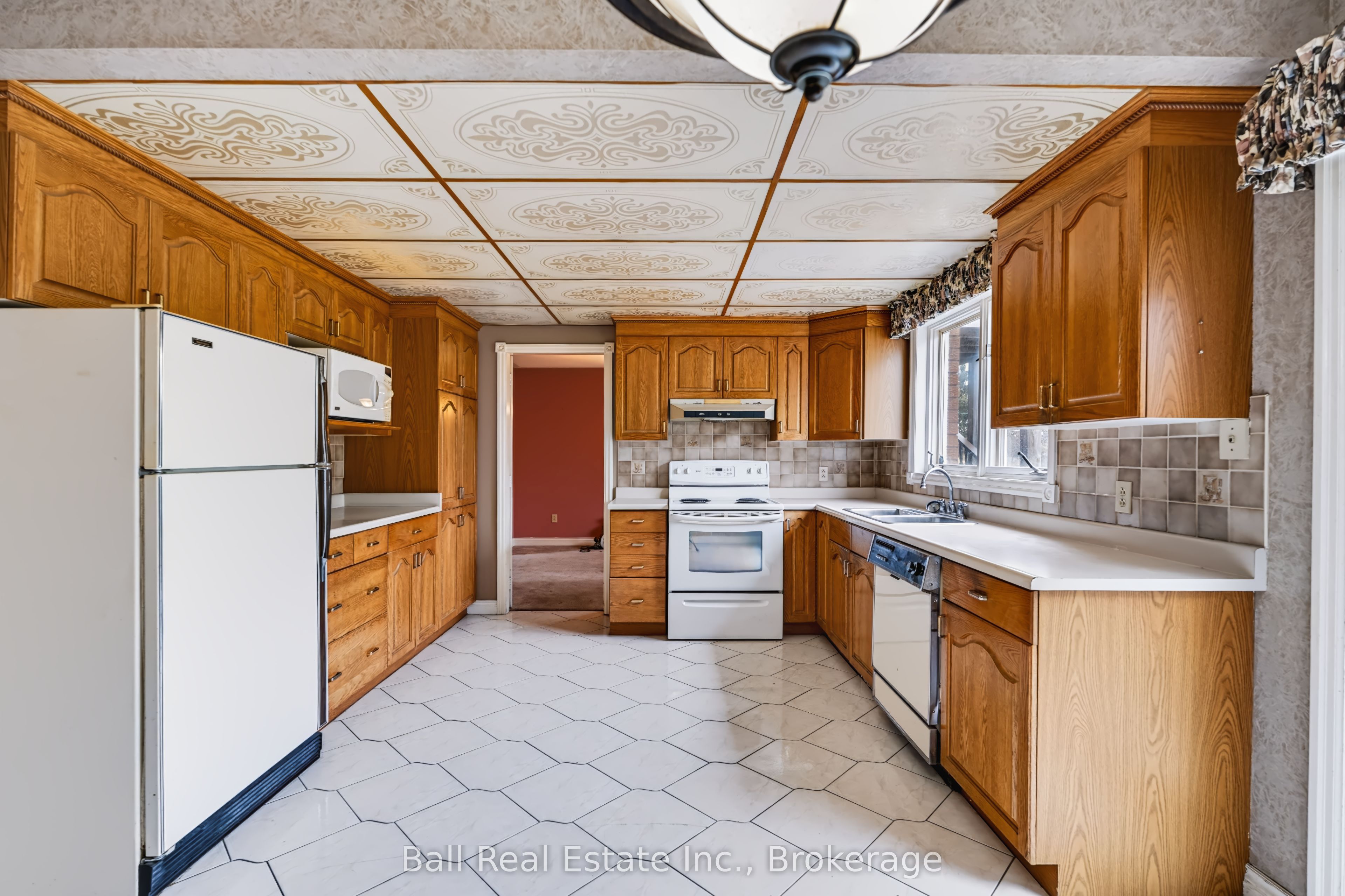 793 Hewitt Drive Property Photo 12