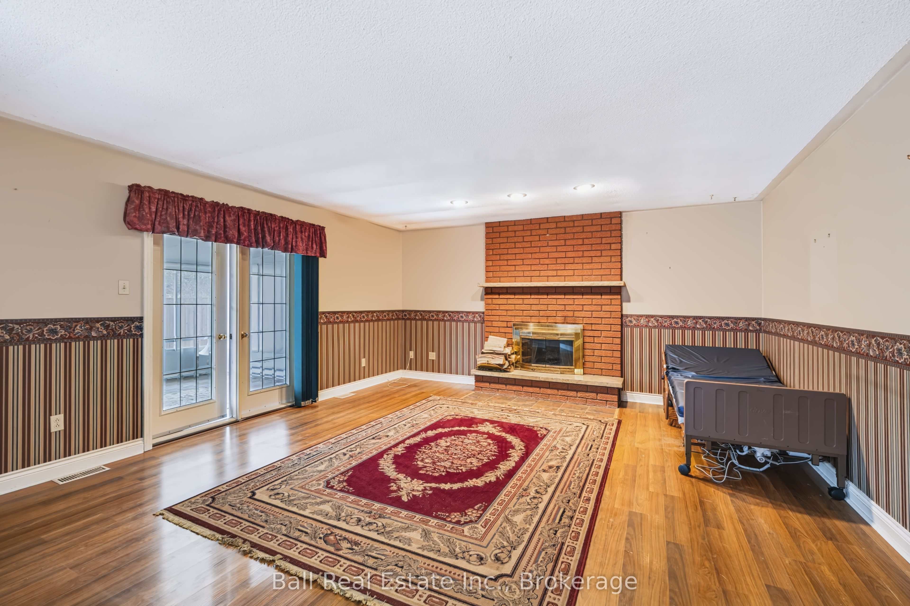 793 Hewitt Drive Property Photo 16