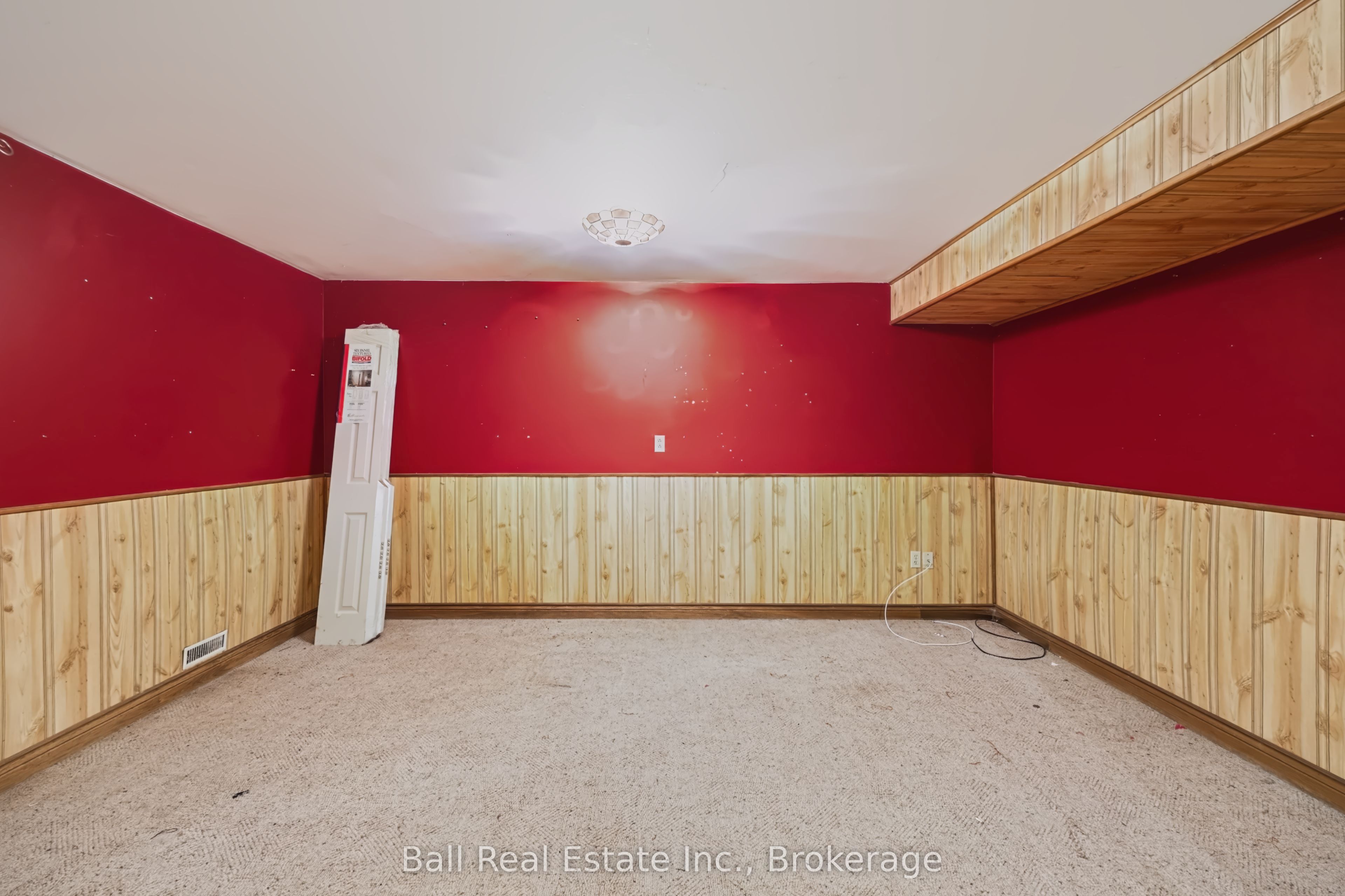 793 Hewitt Drive Property Photo 35