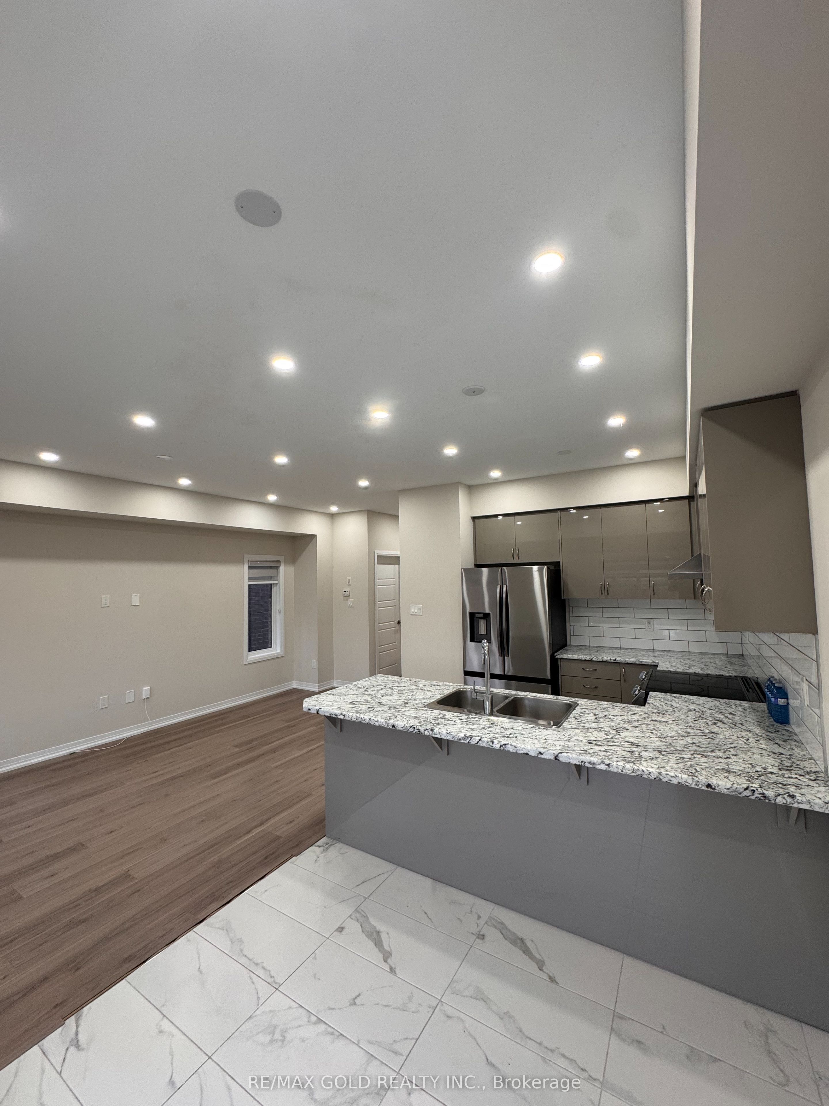 31 George Brier Drive W Property Photo 12