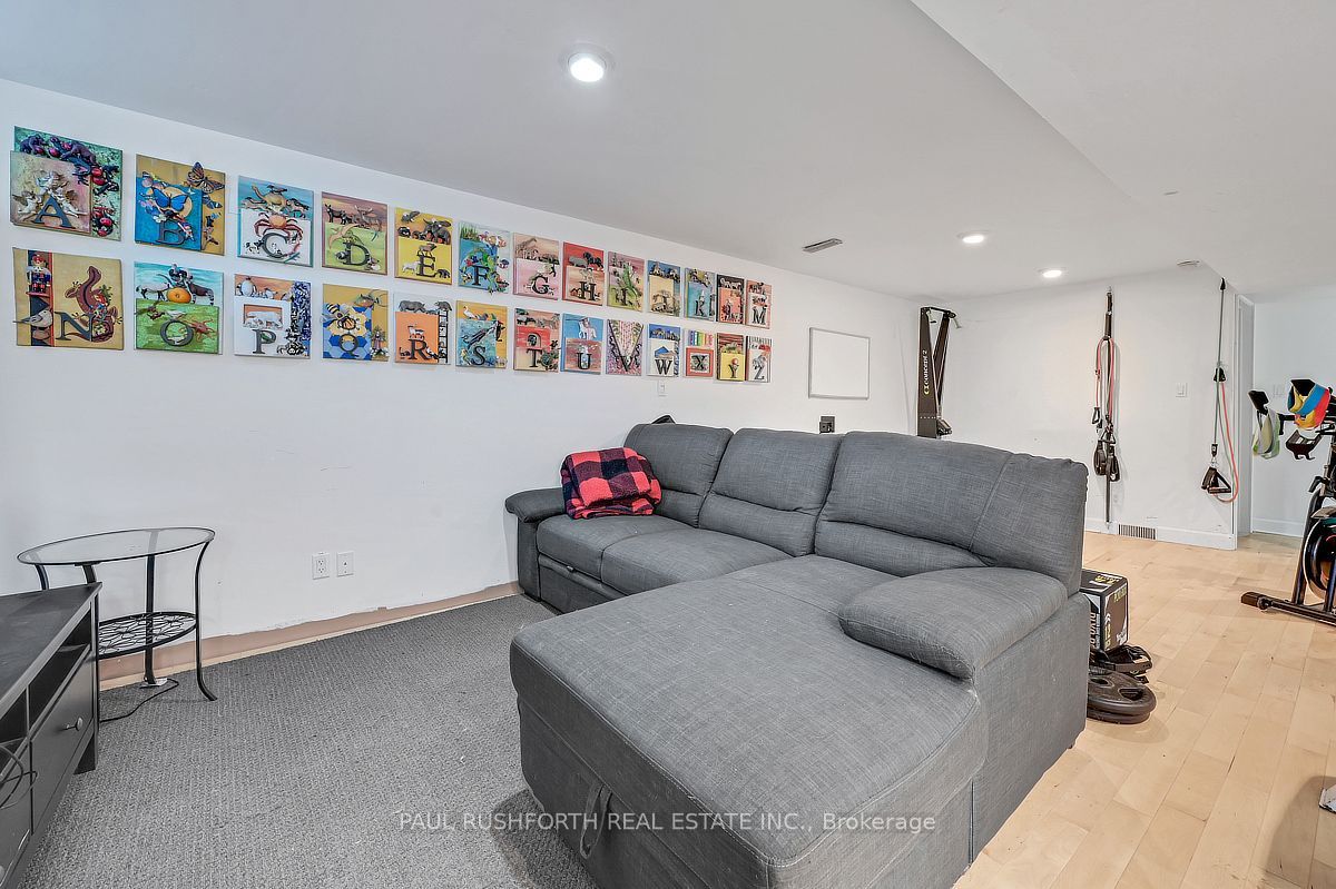 11 Avonhurst Avenue Property Photo 28