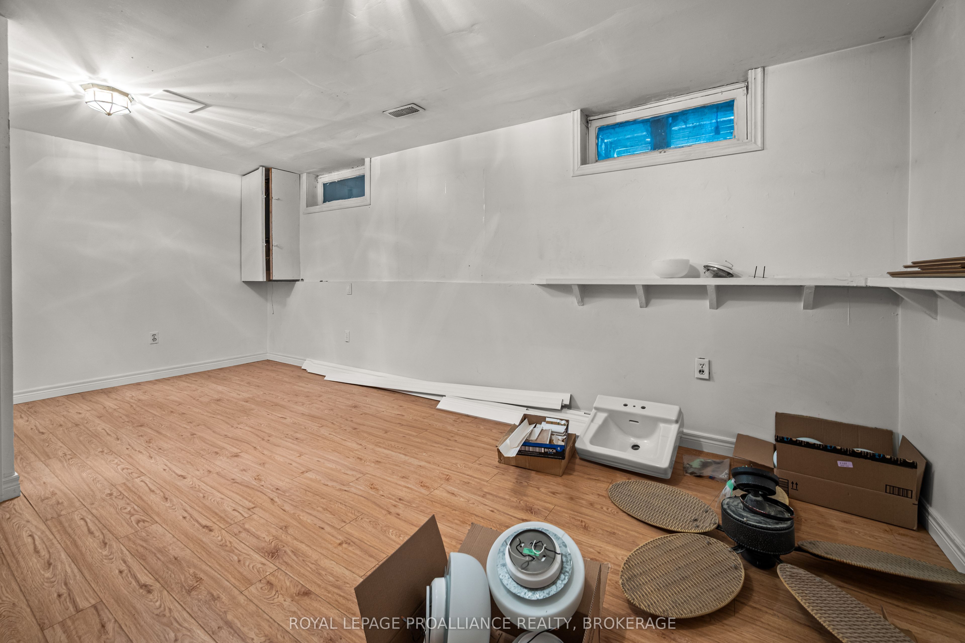 42 Wycliffe Crescent Property Photo 27