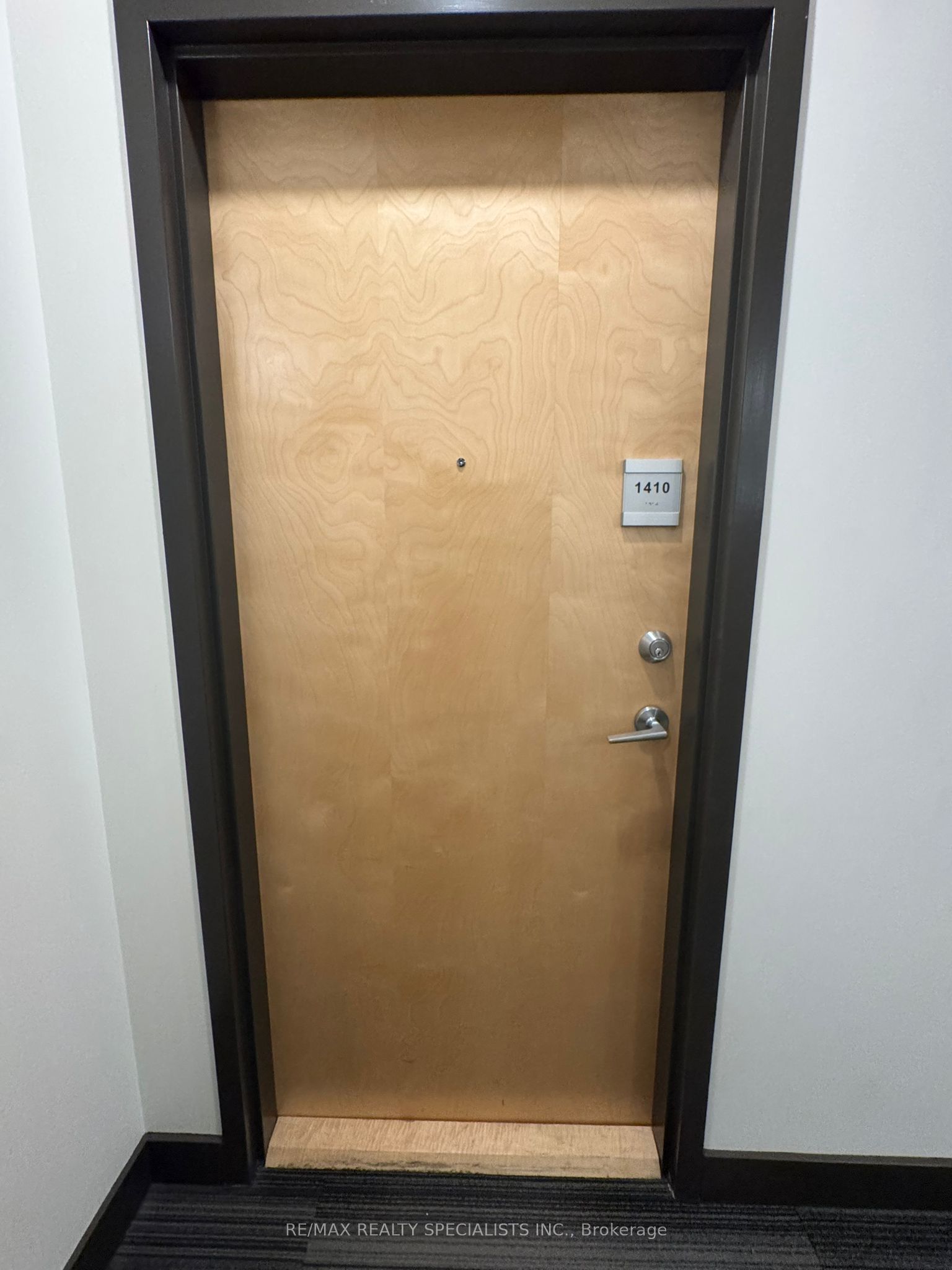 100 Garment Street N 1410 Property Photo 2