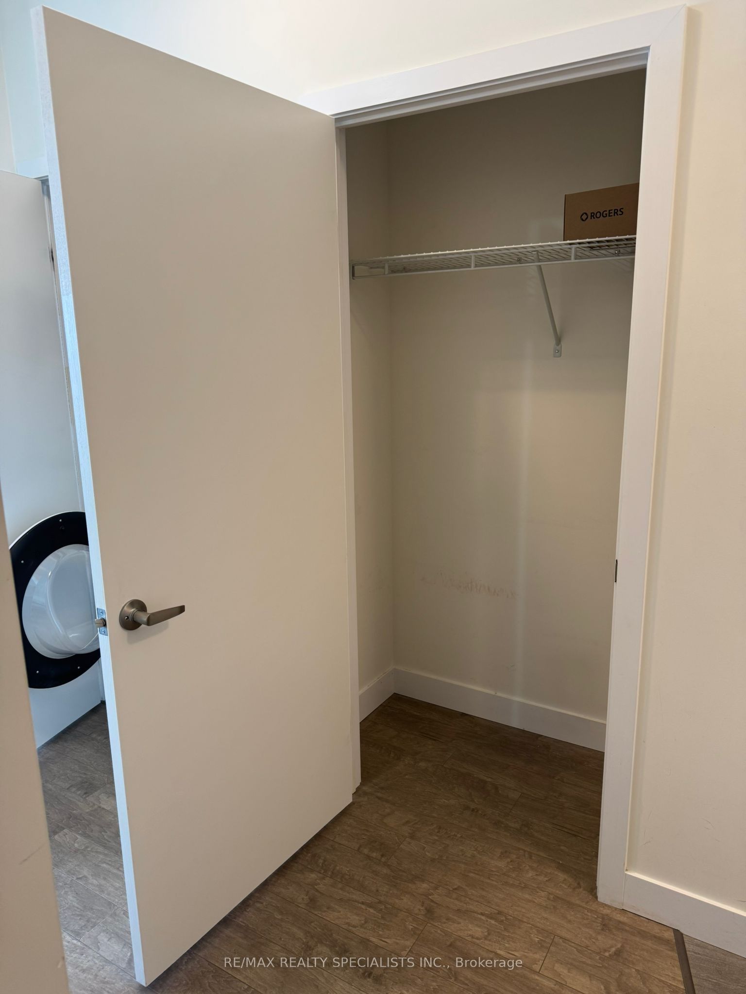 100 Garment Street N 1410 Property Photo 9