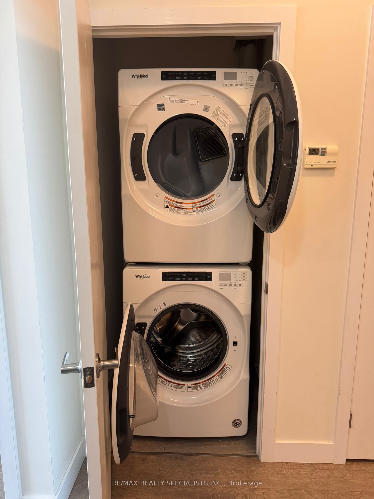 100 Garment Street N 1410 Property Photo 13