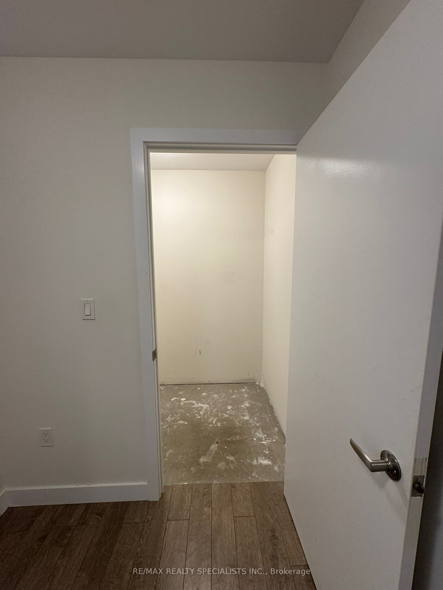 100 Garment Street N 1410 Property Photo 14