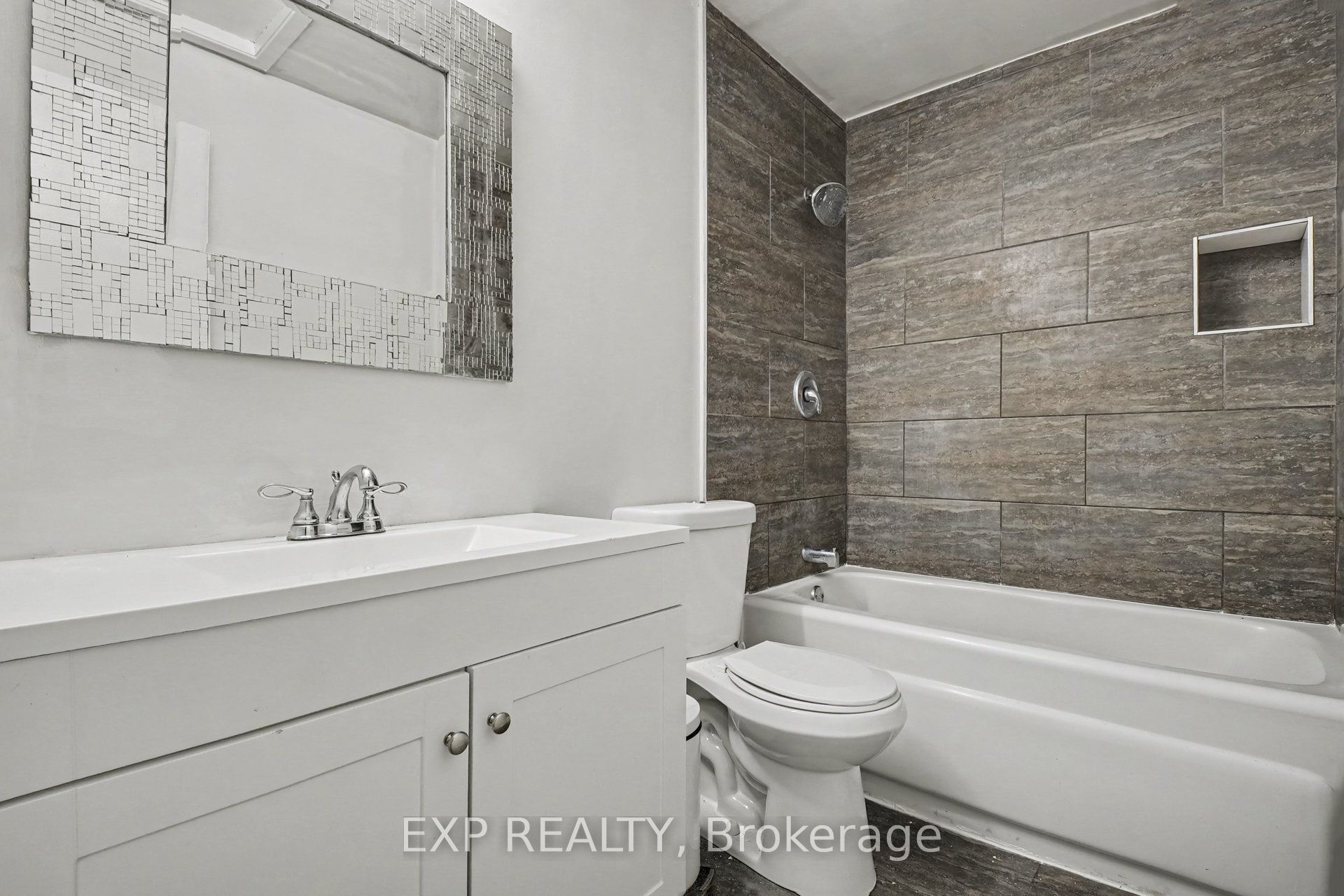 32 Benlea Drive D Property Photo 25