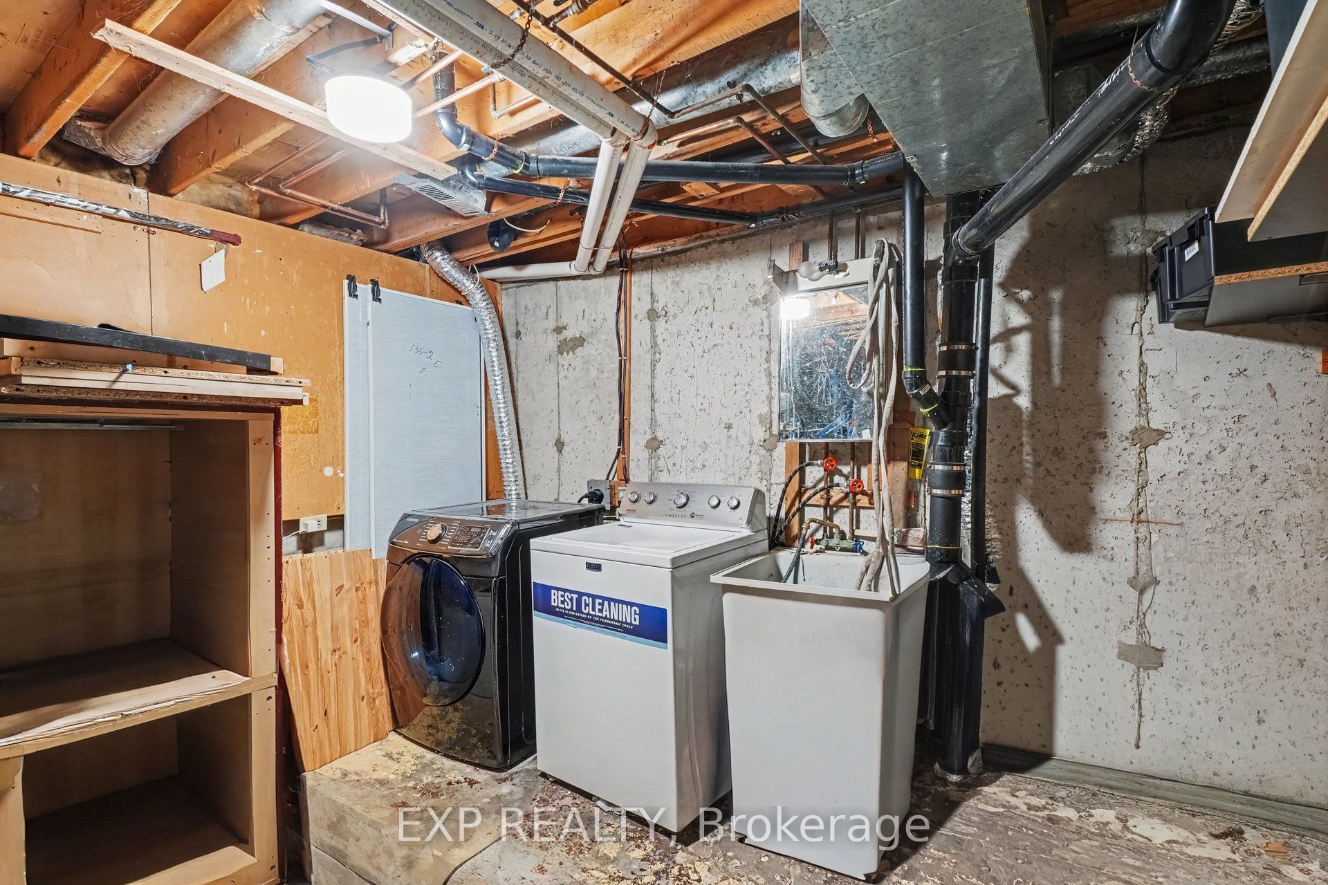 32 Benlea Drive D Property Photo 27