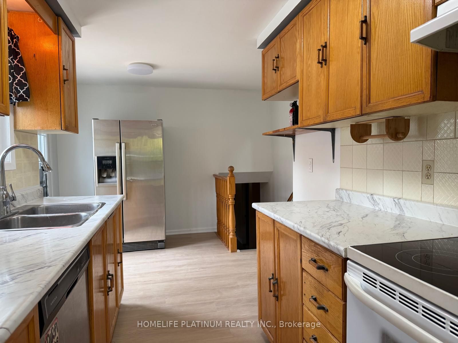 22 Calais Place Property Photo 6