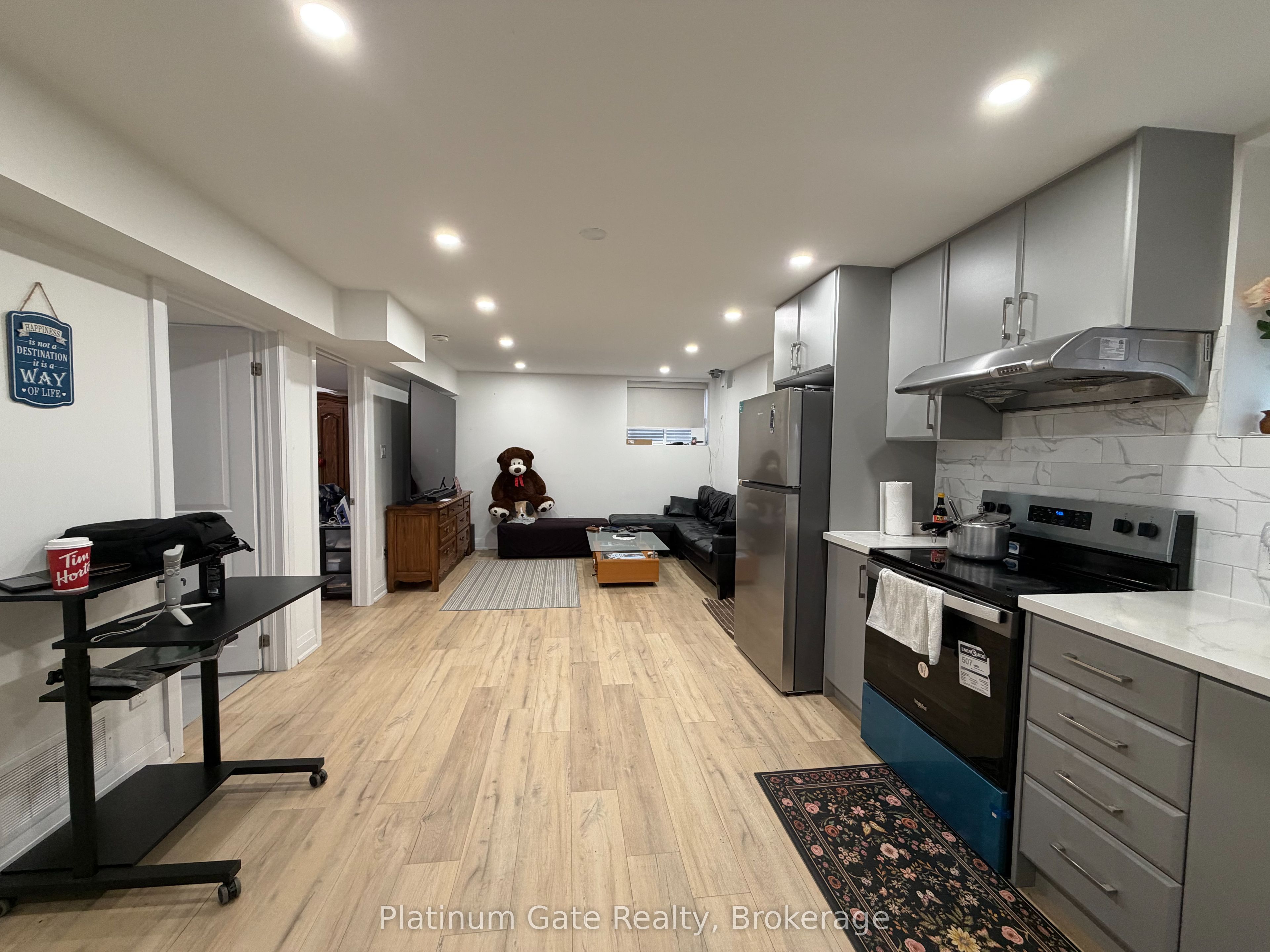 827 Cedar Parkway Property Photo 8