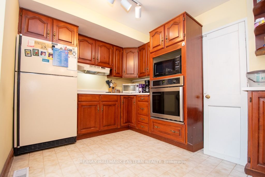 813 Water Street Property Photo 16