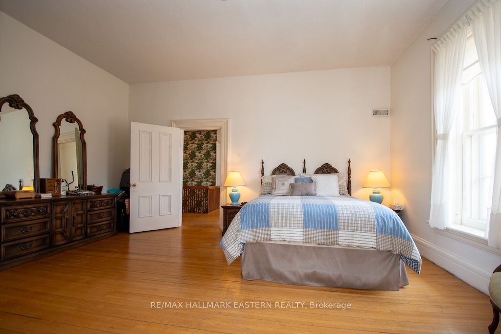 813 Water Street Property Photo 25
